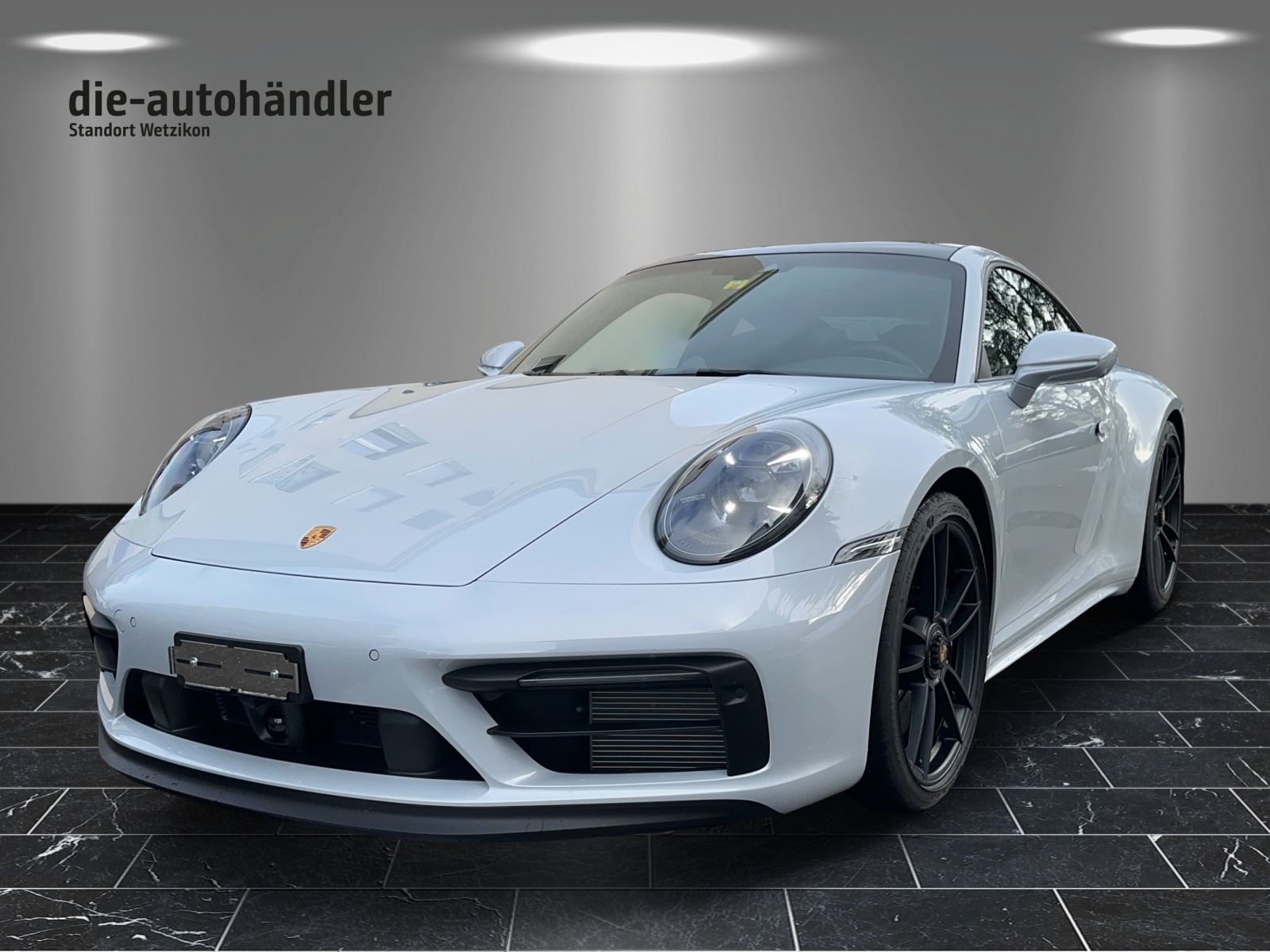 PORSCHE 911 Carrera 4 GTS PDK