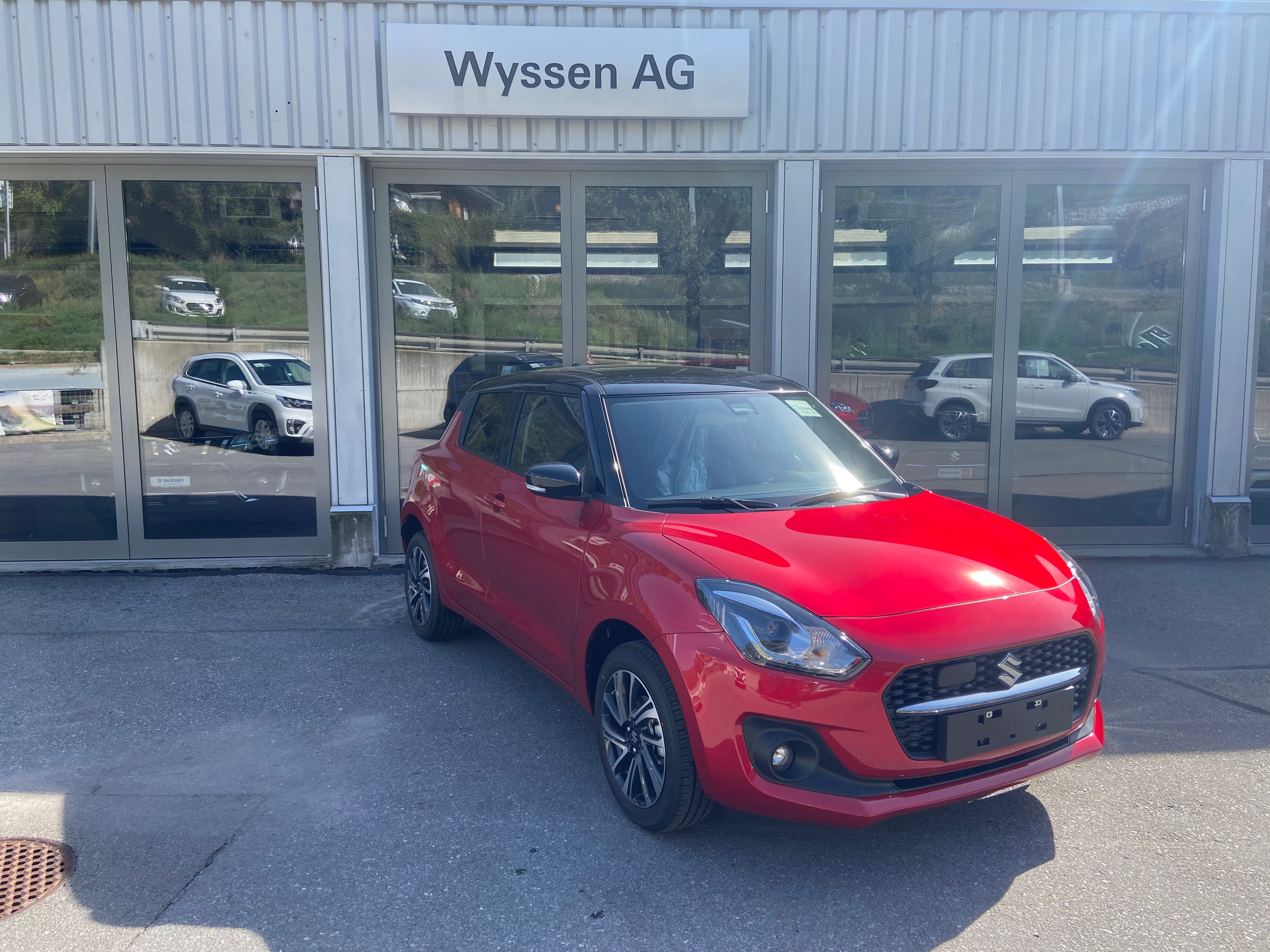 SUZUKI Swift 1.2 Compact Top 4x4 Hybrid