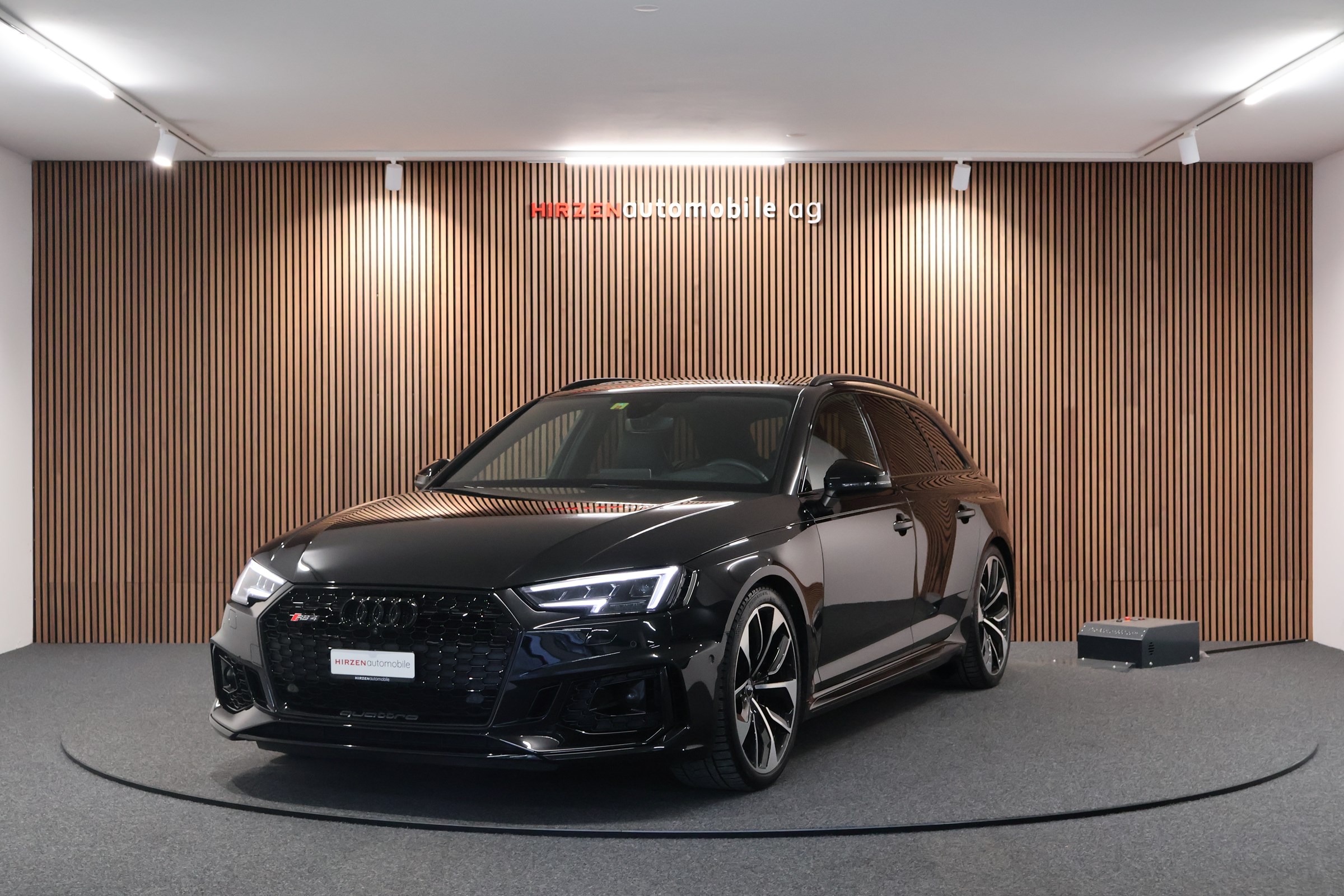 AUDI RS4 Avant 2.9 TFSI quattro tiptronic