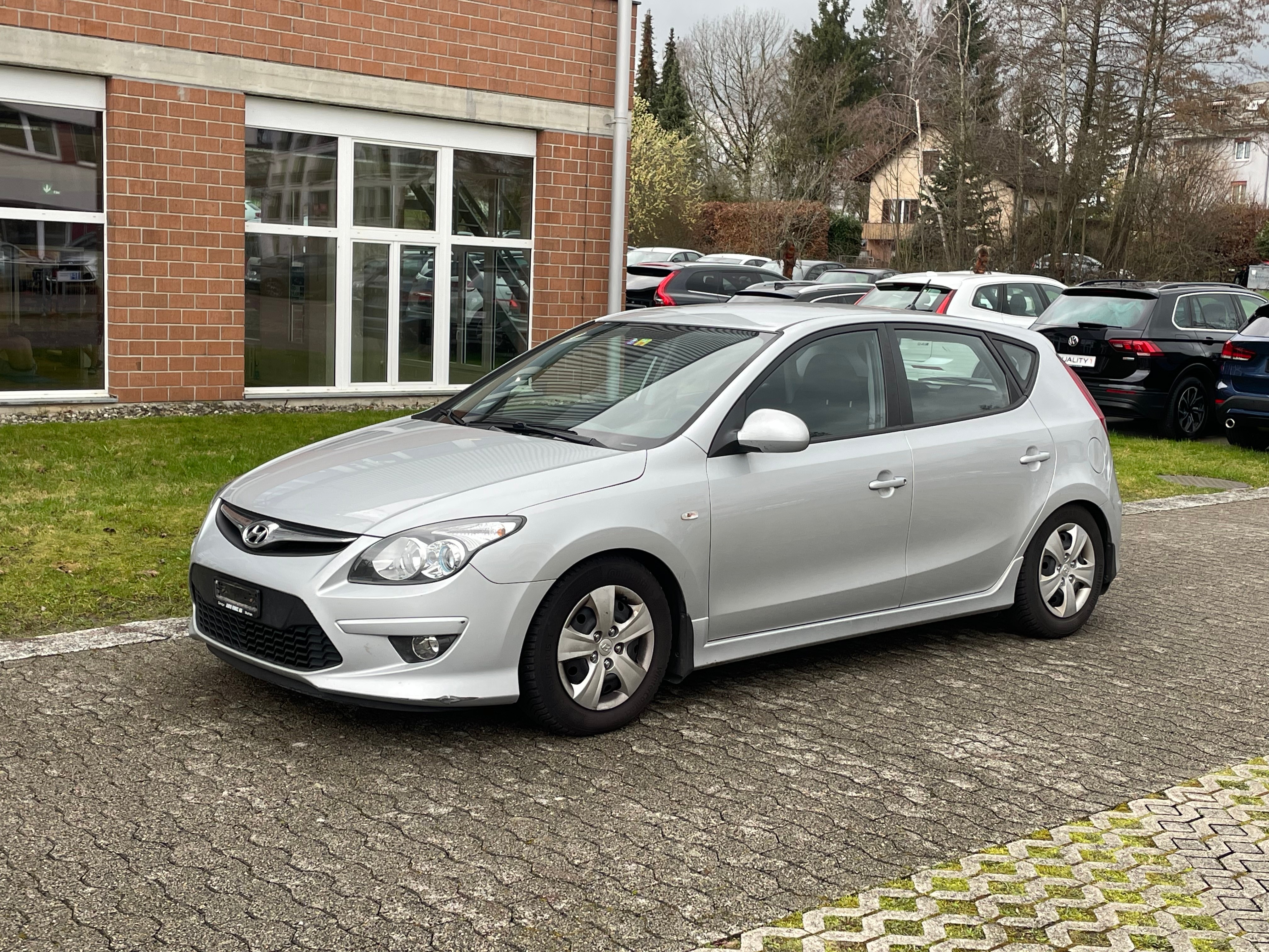 HYUNDAI i30 1.6 Swiss Plus Edition Automatic