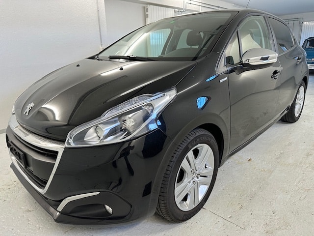 PEUGEOT 208 1.2 PureTech Style