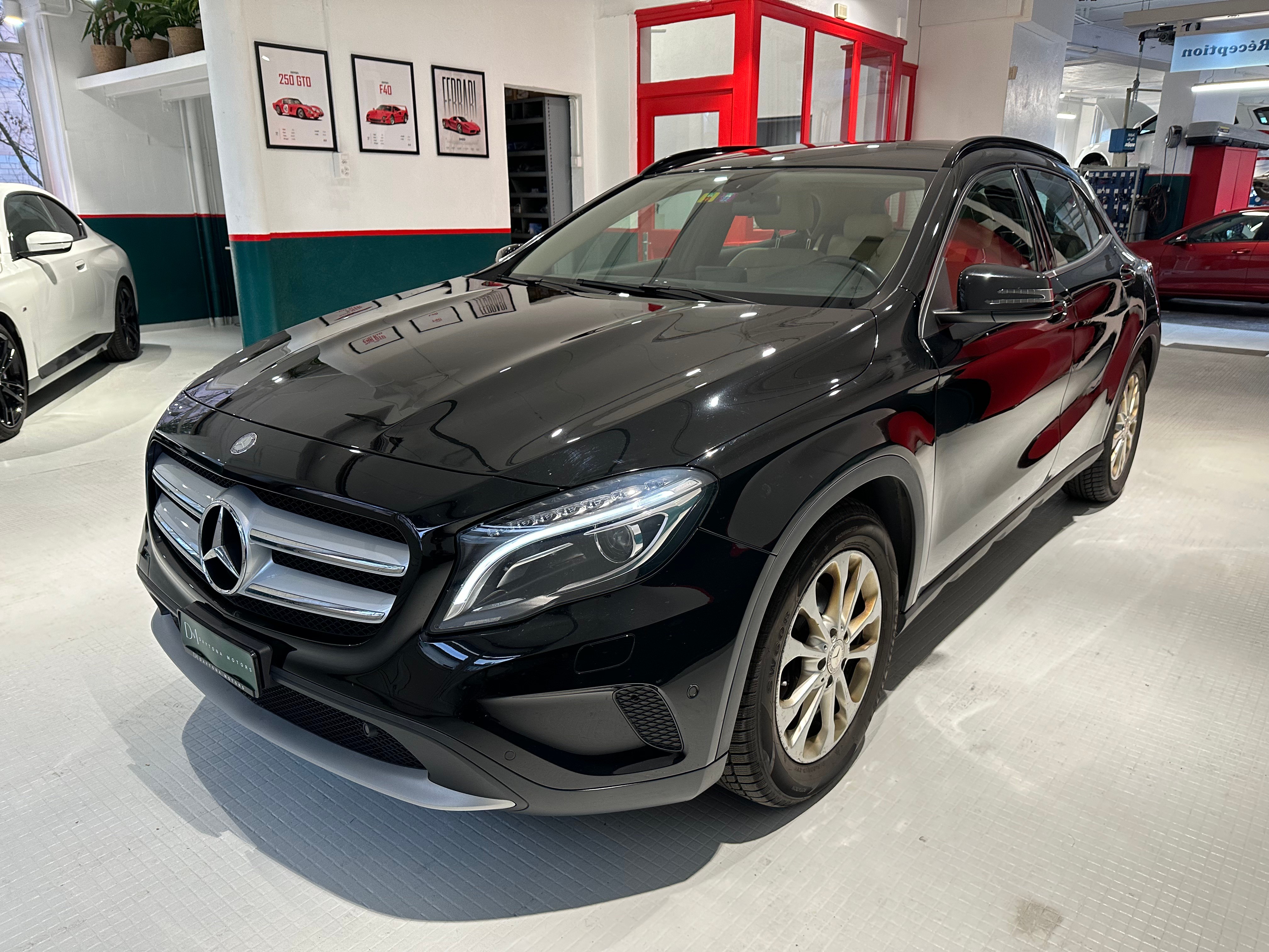 MERCEDES-BENZ GLA 200 CDI Swiss Star Edition Urban 4Matic 7G-DCT