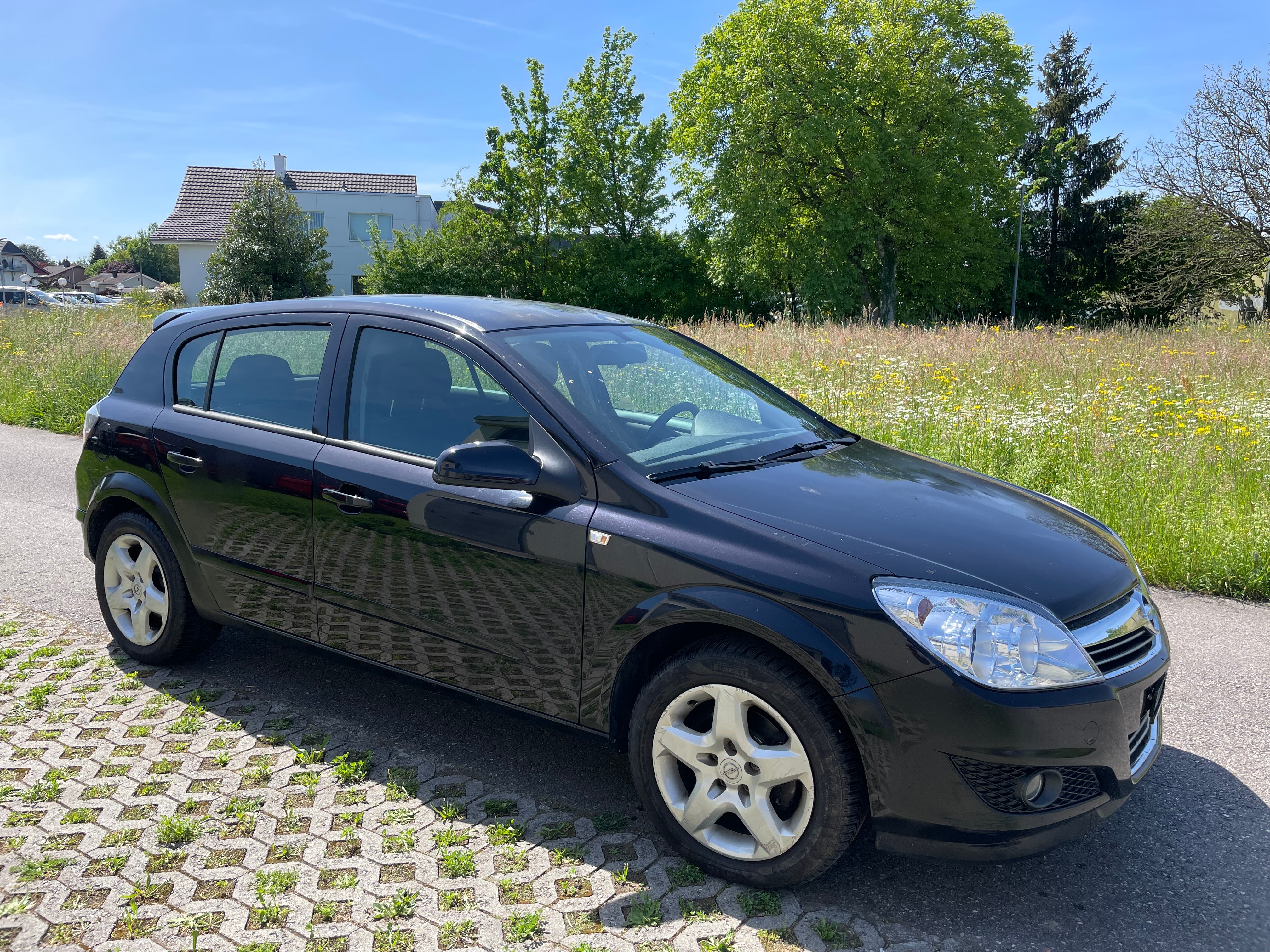 OPEL Astra 1.8i 16V Enjoy