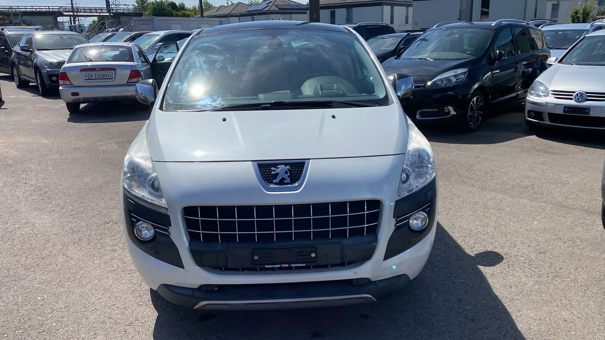 PEUGEOT 3008 1.6 16V T Active