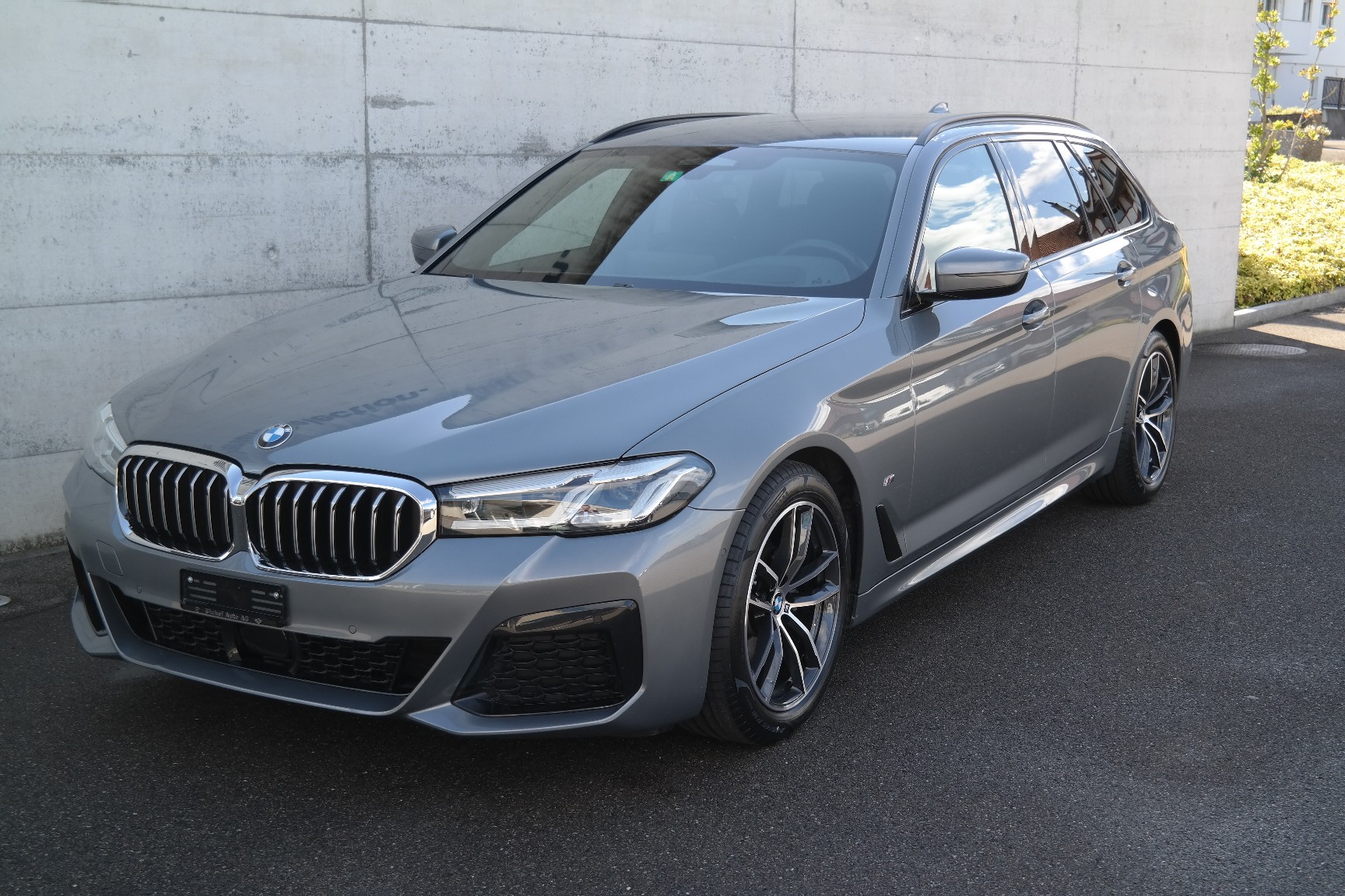 BMW 520d xDrive 48V Touring Pure M Sport Edition