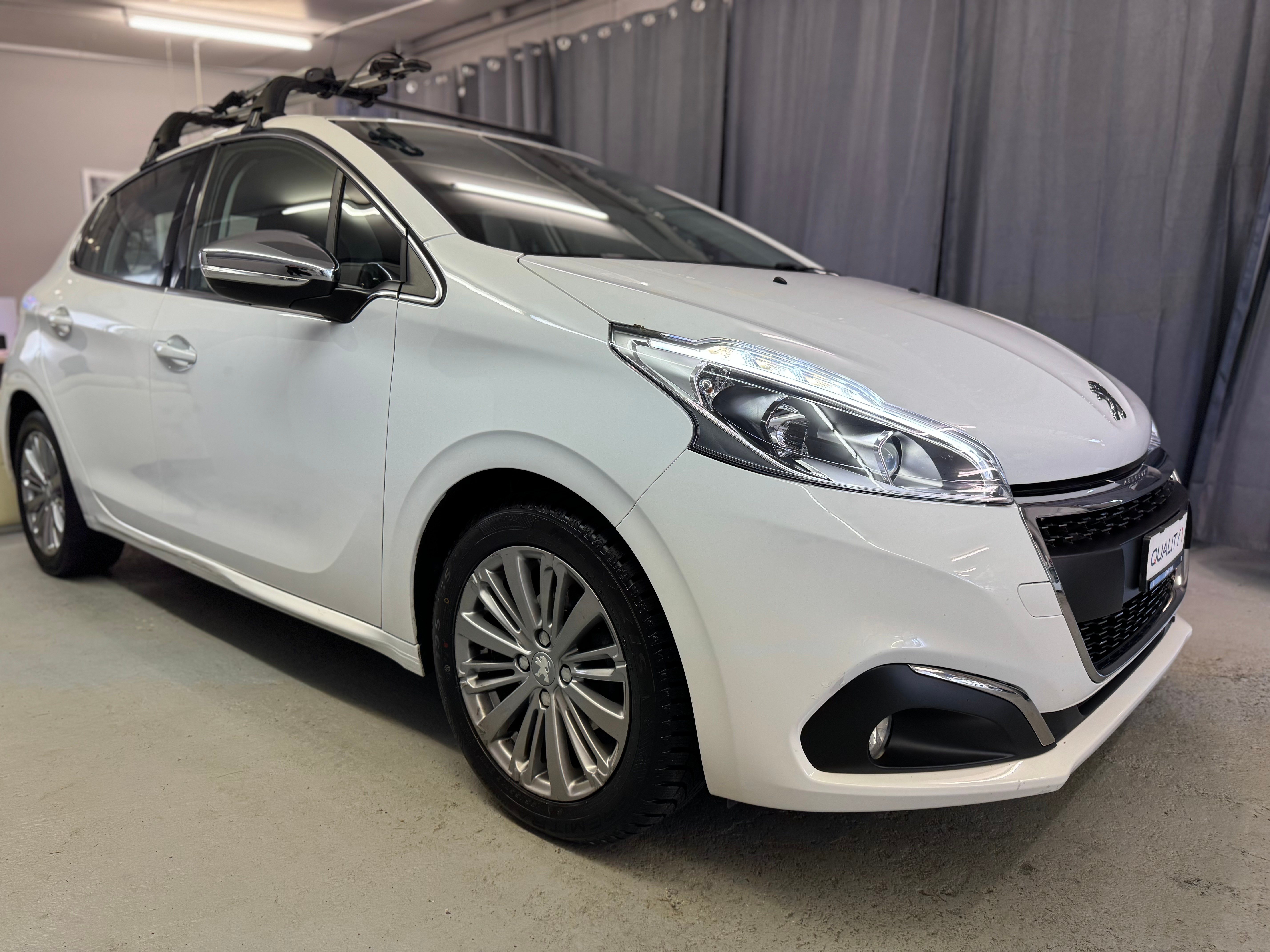 PEUGEOT 208 1.2 PureTech Active