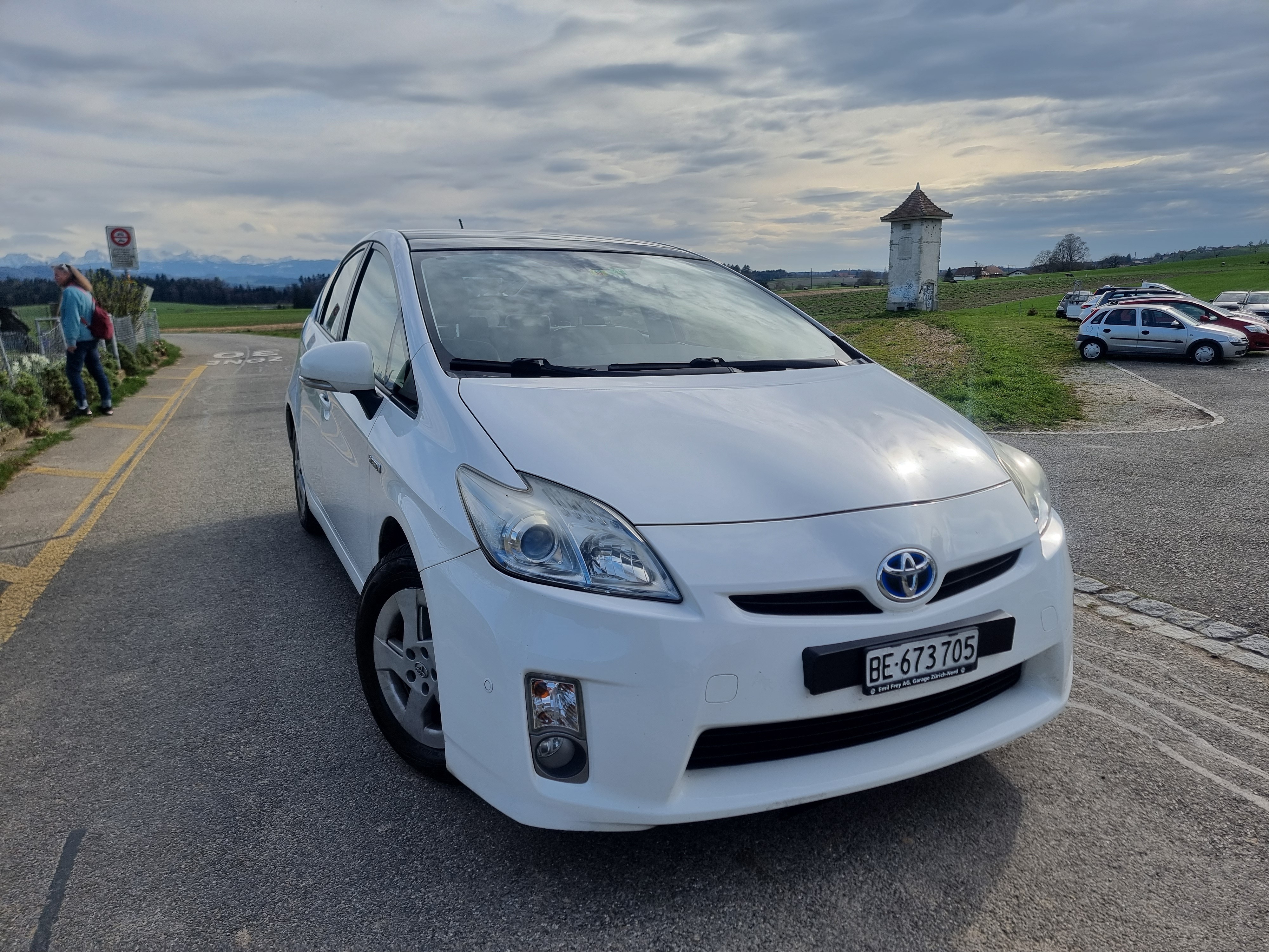 TOYOTA Prius 1.8 16V HSD Sol