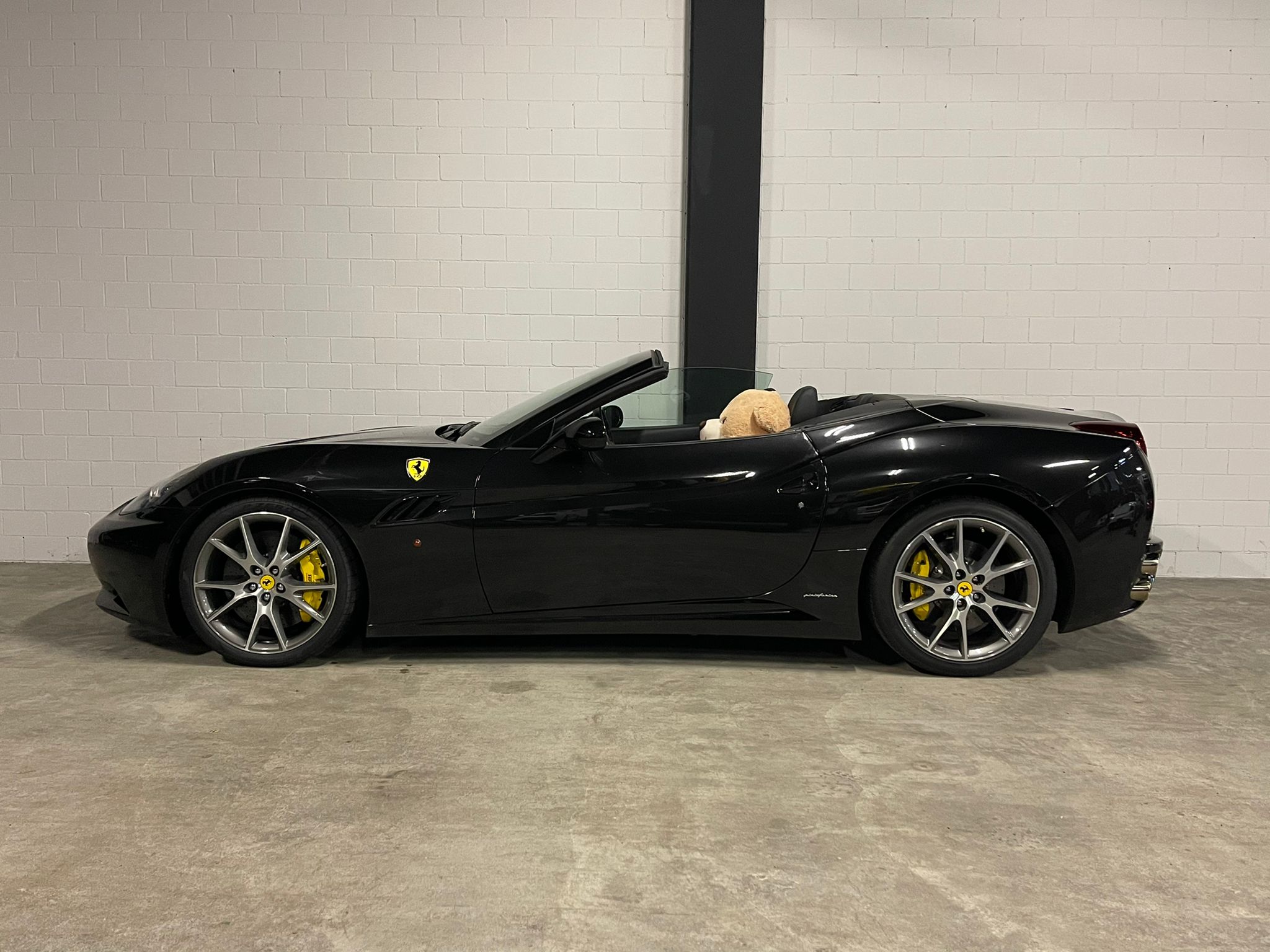 FERRARI California 30 4.3 V8