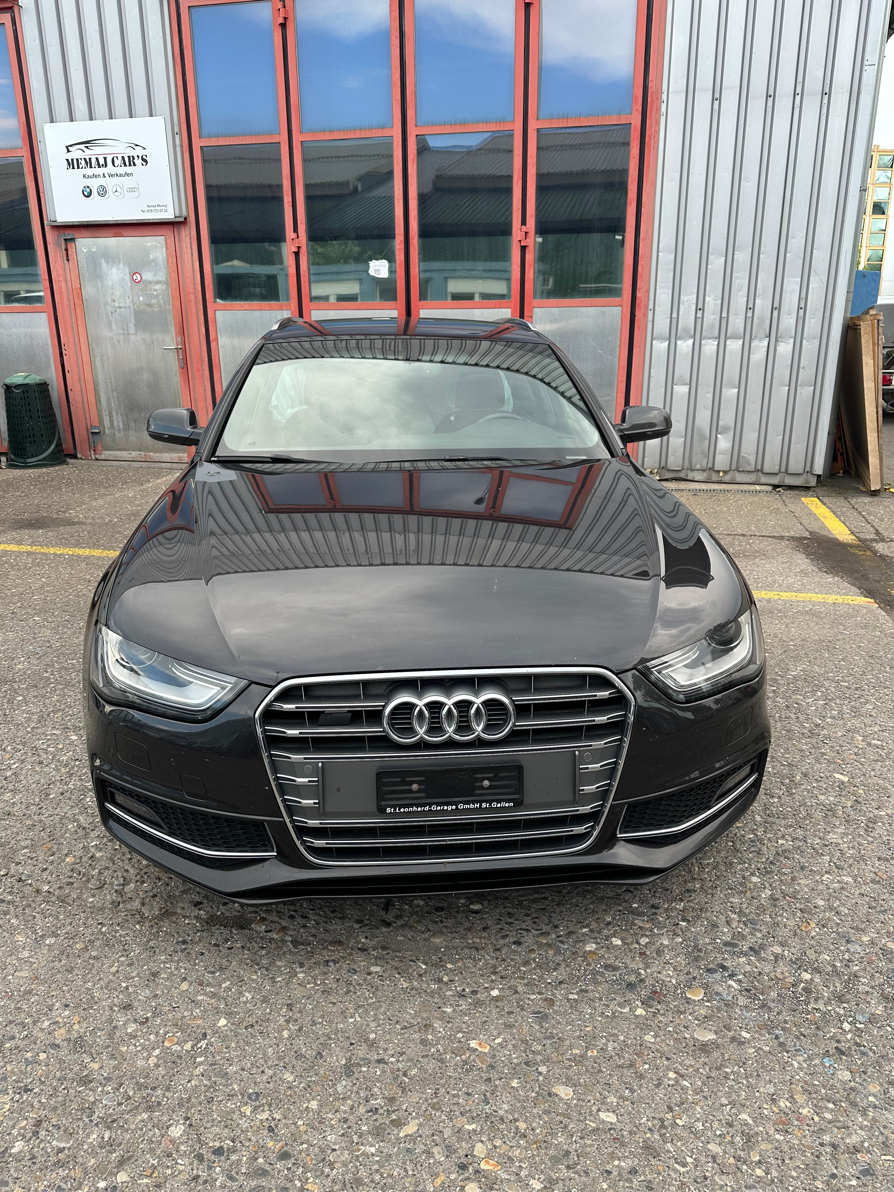 AUDI A4 Avant 2.0 TFSI S-Line quattro s-tronic