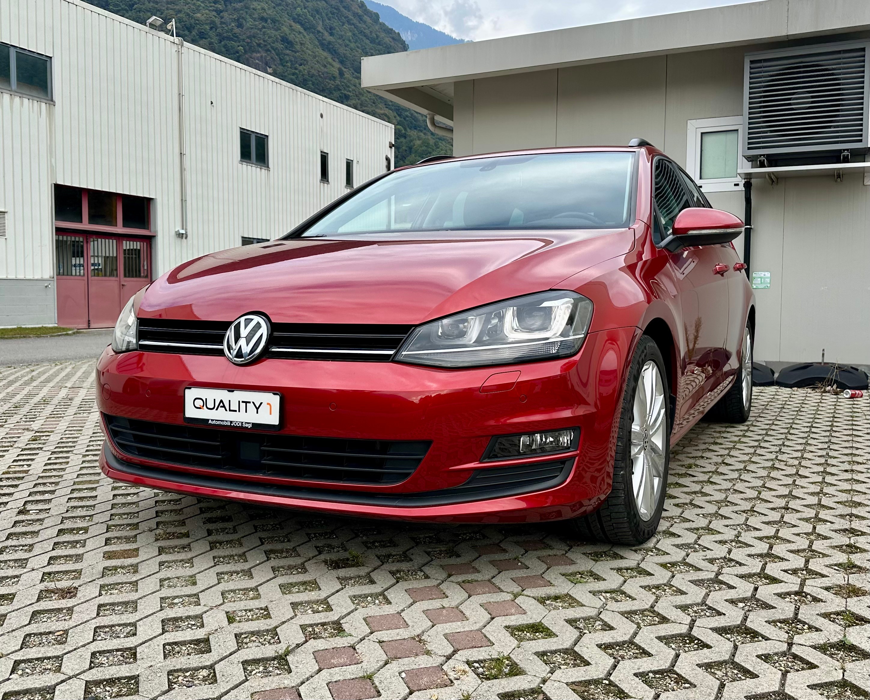 VW Golf Variant 1.4 TSI Highline DSG