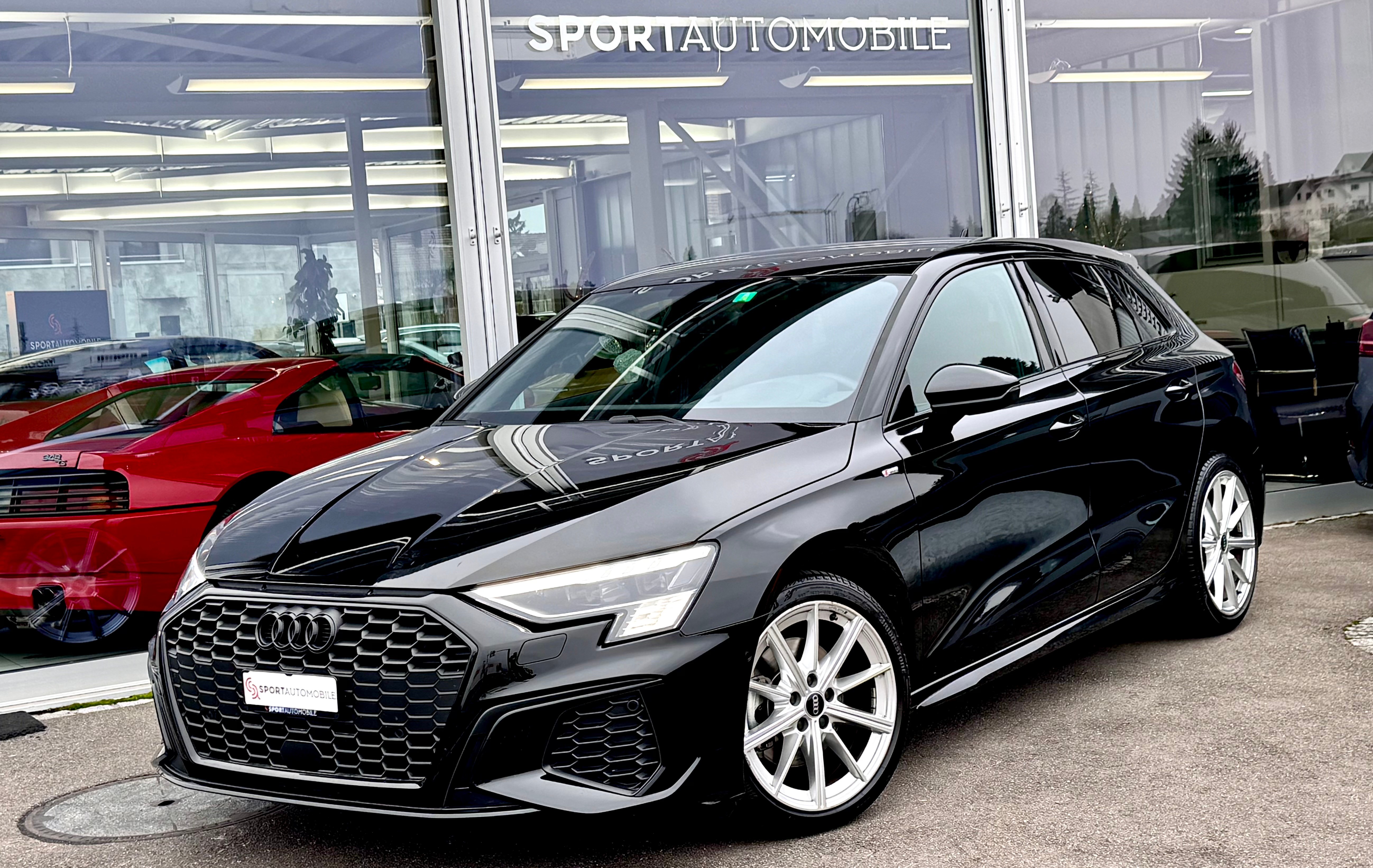 AUDI A3 Sportback 35 TFSI S line Attraction *B&O Sound - Matrix - Head Up - Rückfahrkamera - Black Edition*