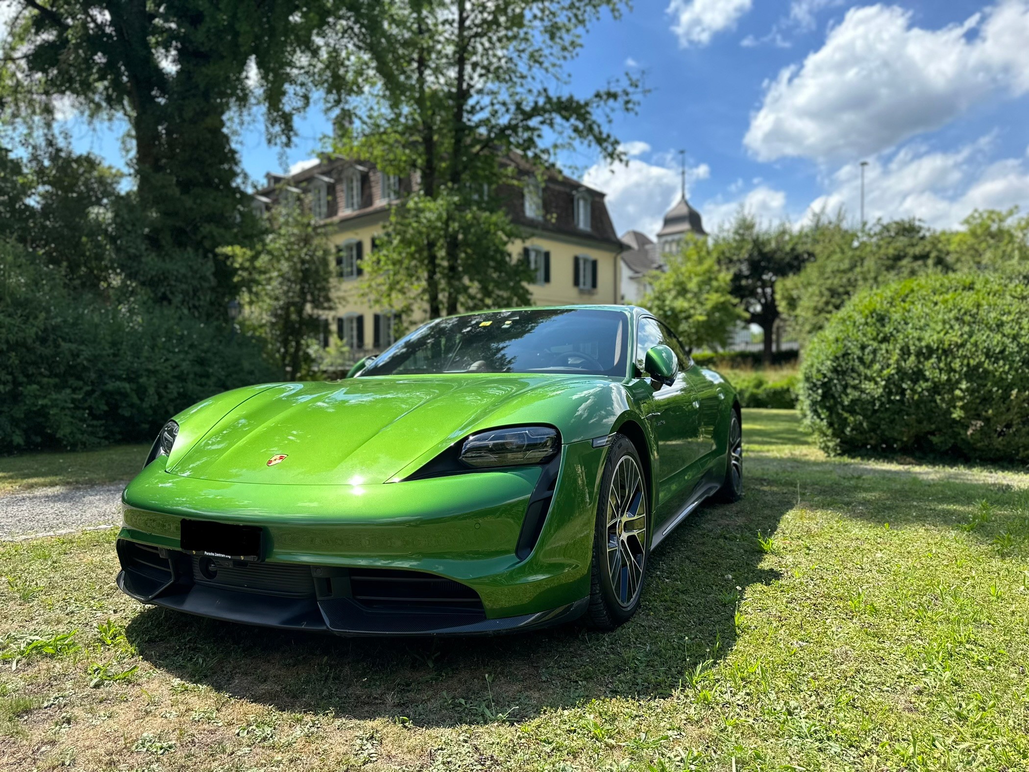 PORSCHE Taycan Turbo S