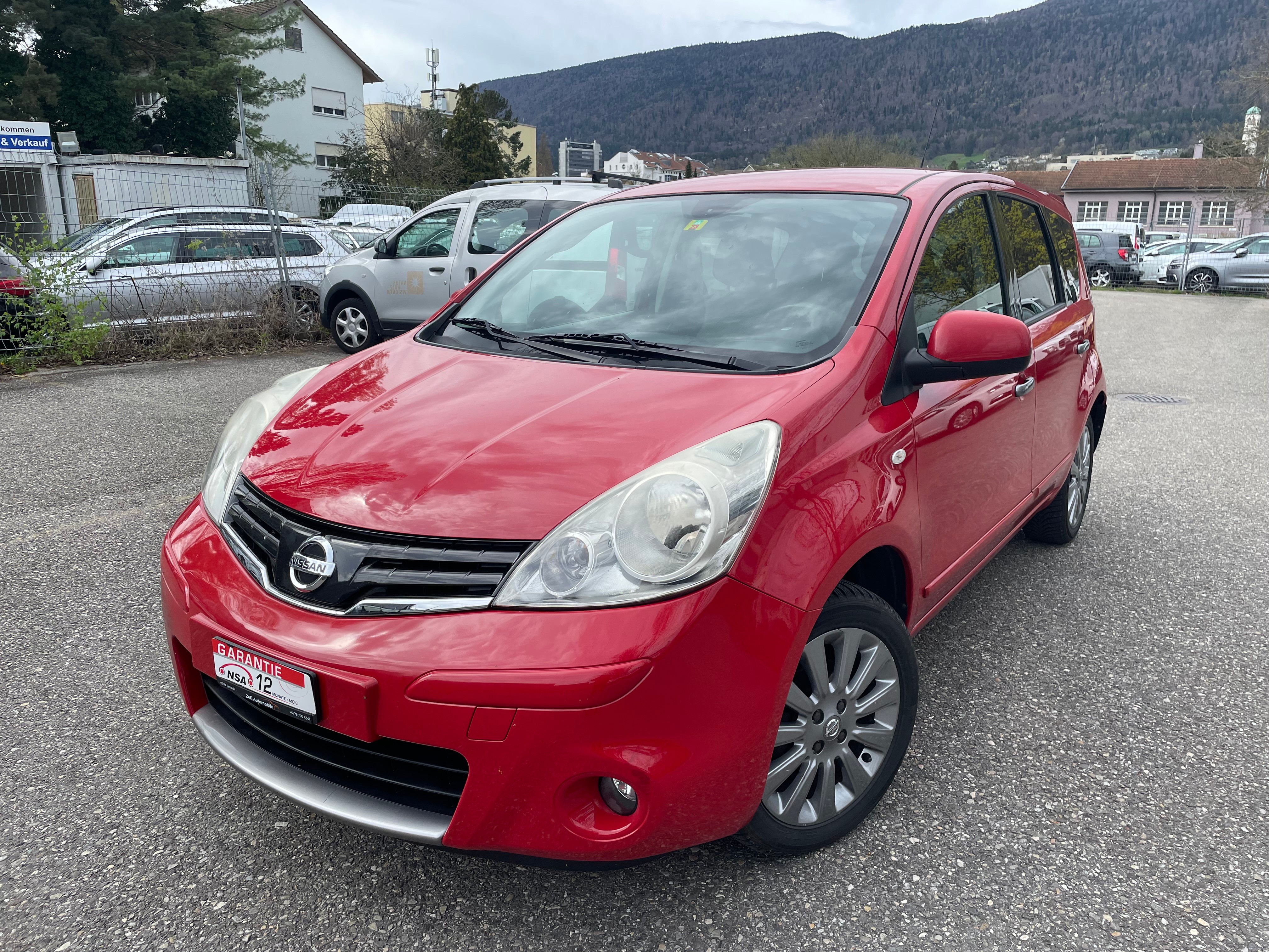 NISSAN Note 1.6 tekna ** Navigation ** Klima-auto ** Tempomat ** Frisch Ab MFK