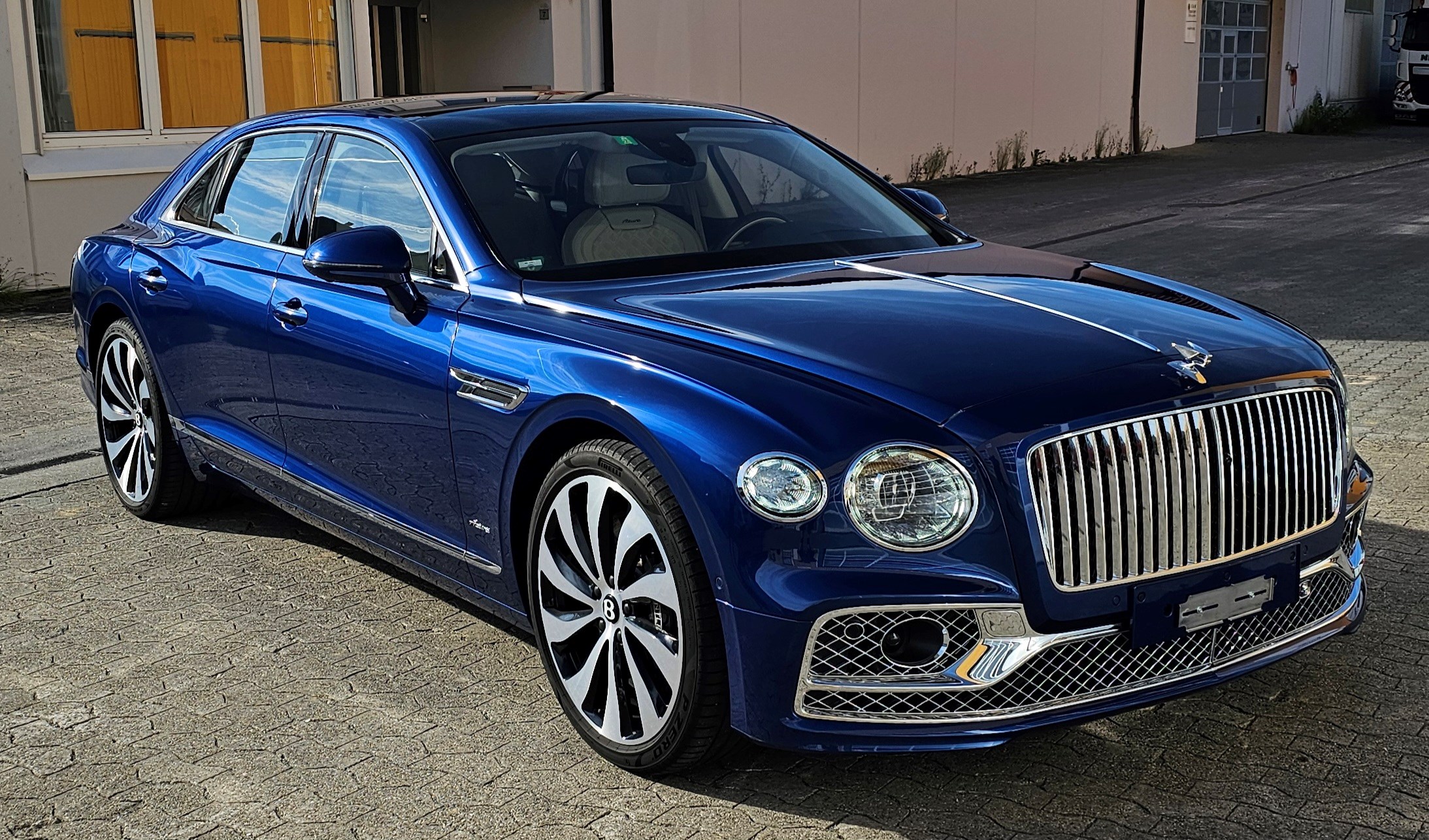 BENTLEY Flying Spur 4.0 V8 Azure