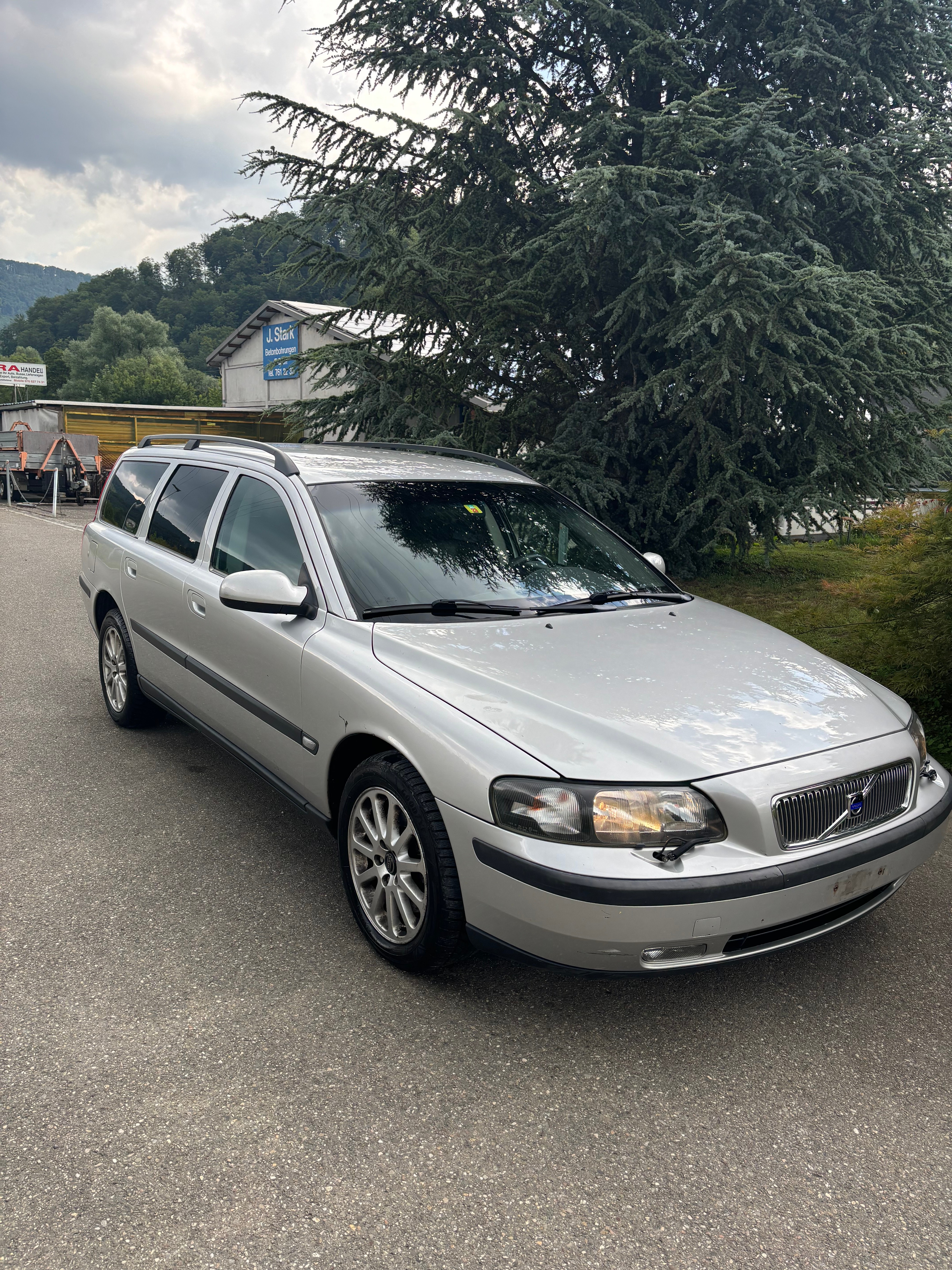 VOLVO V70 2.4T