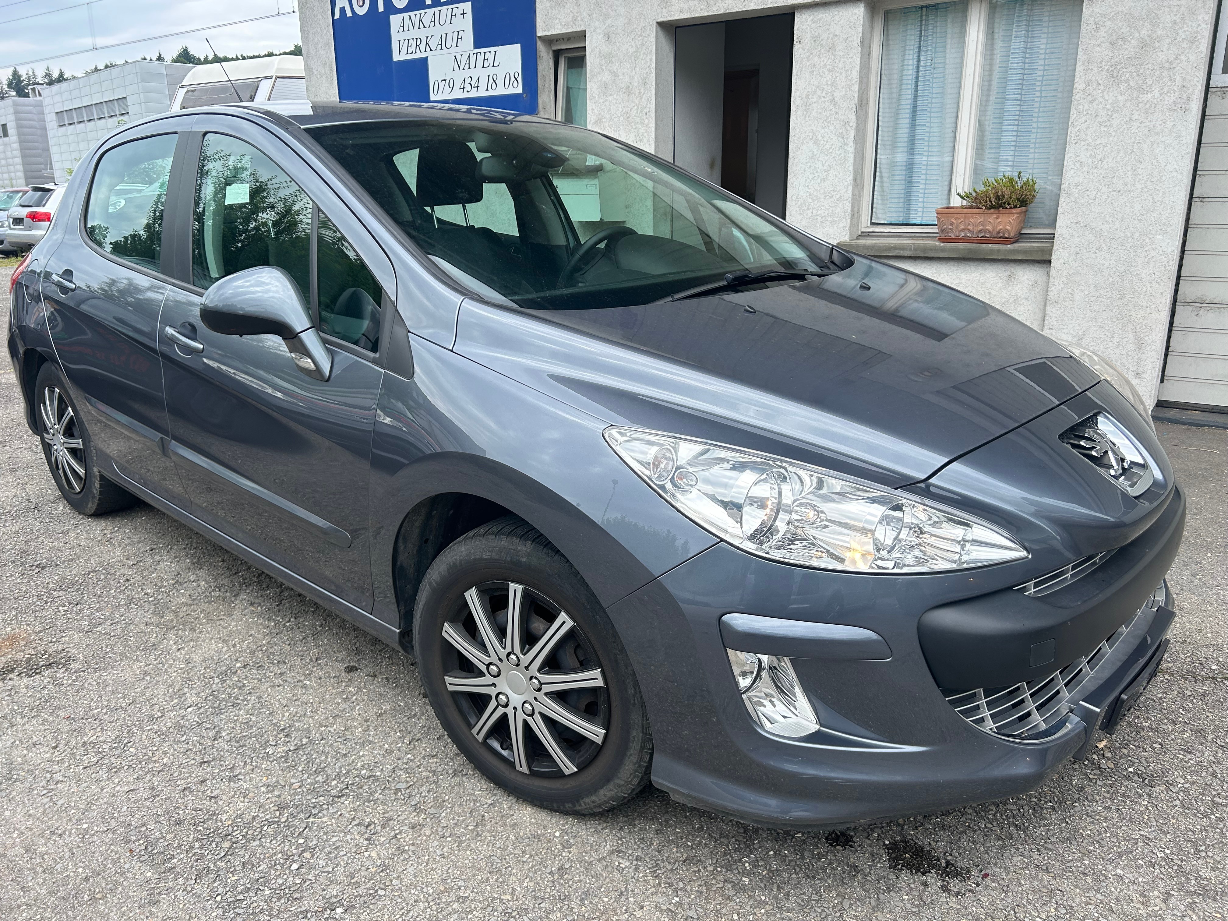 PEUGEOT 308 1.6 16V VTI Sport