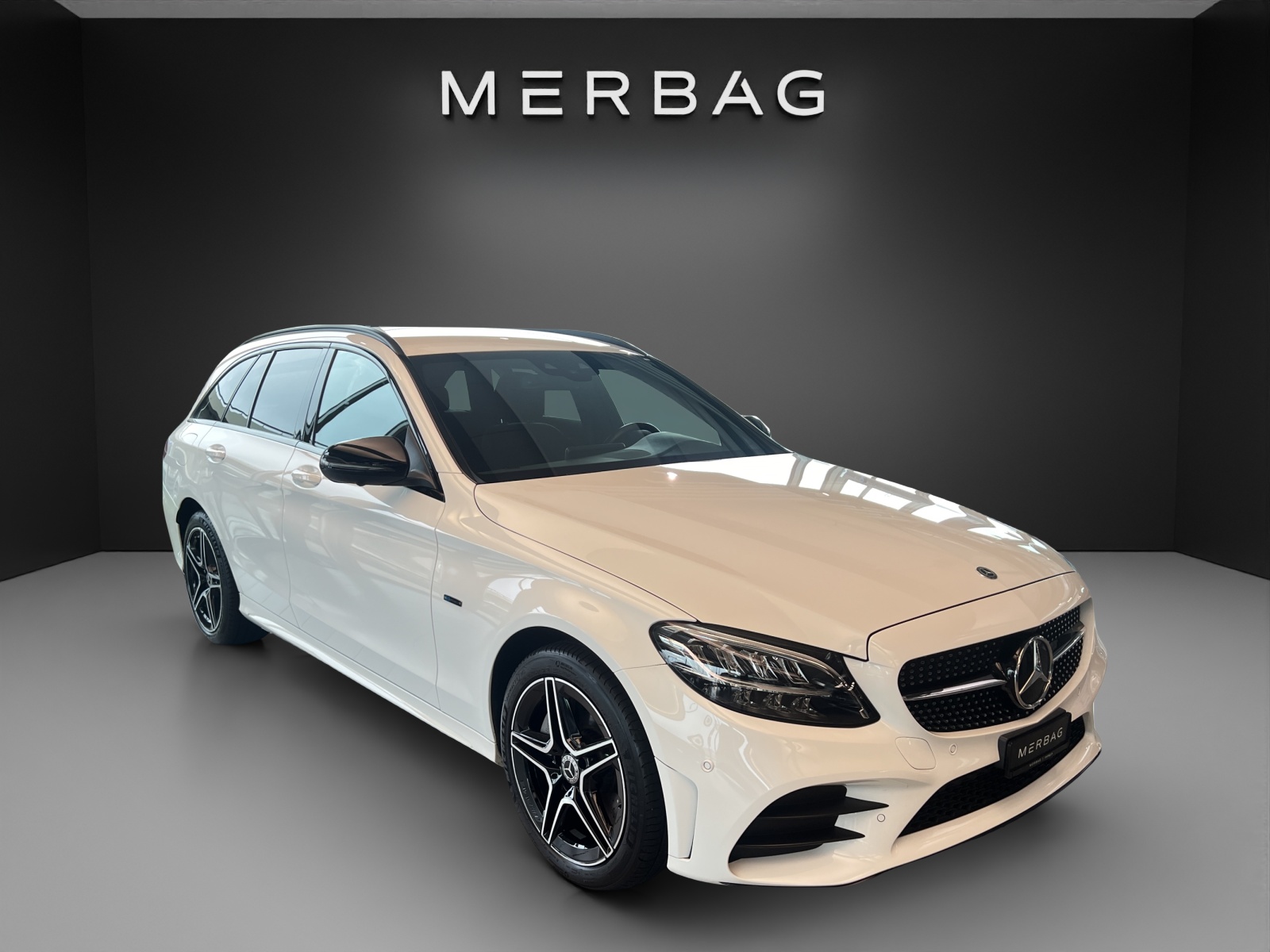 MERCEDES-BENZ C 300 de T AMG Line