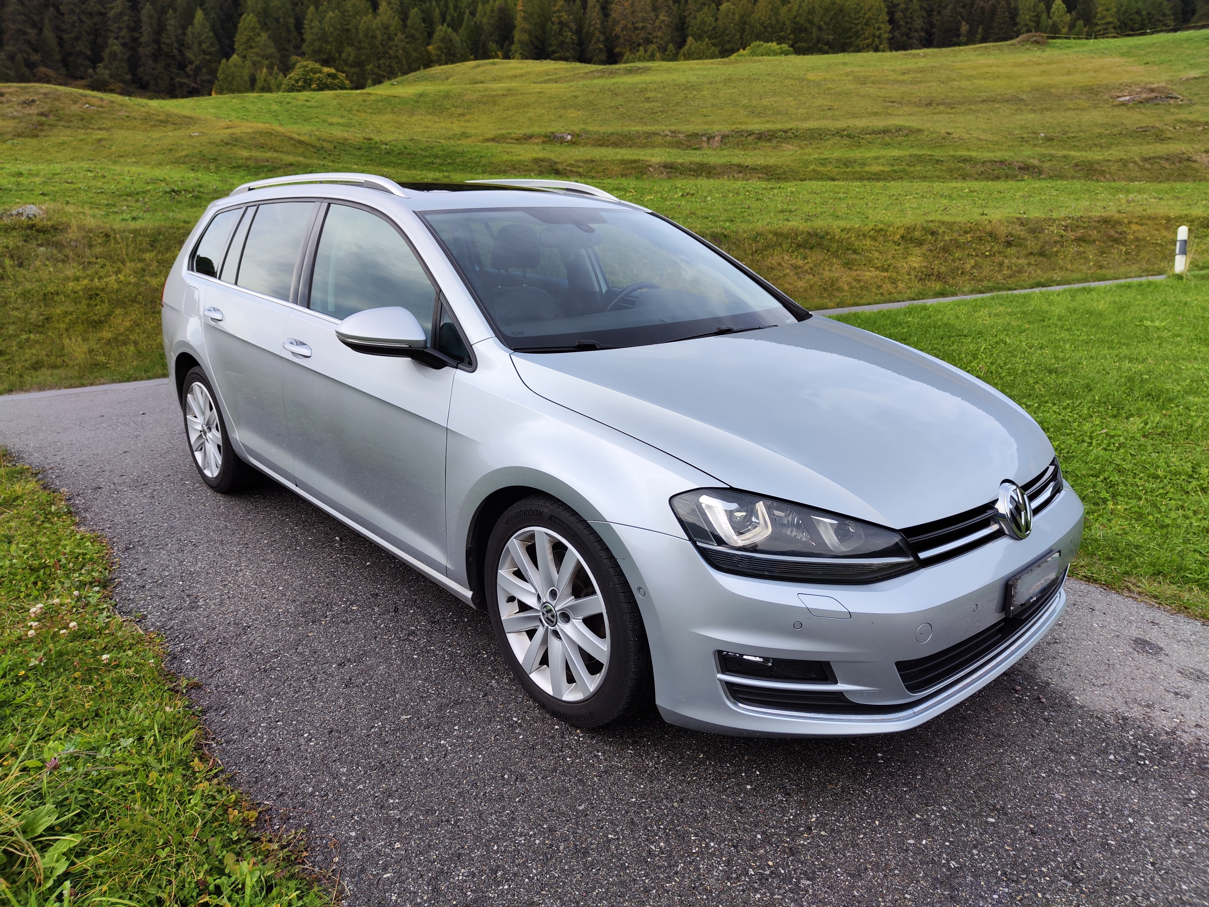 VW Golf Variant 2.0 TDI Highline 4Motion