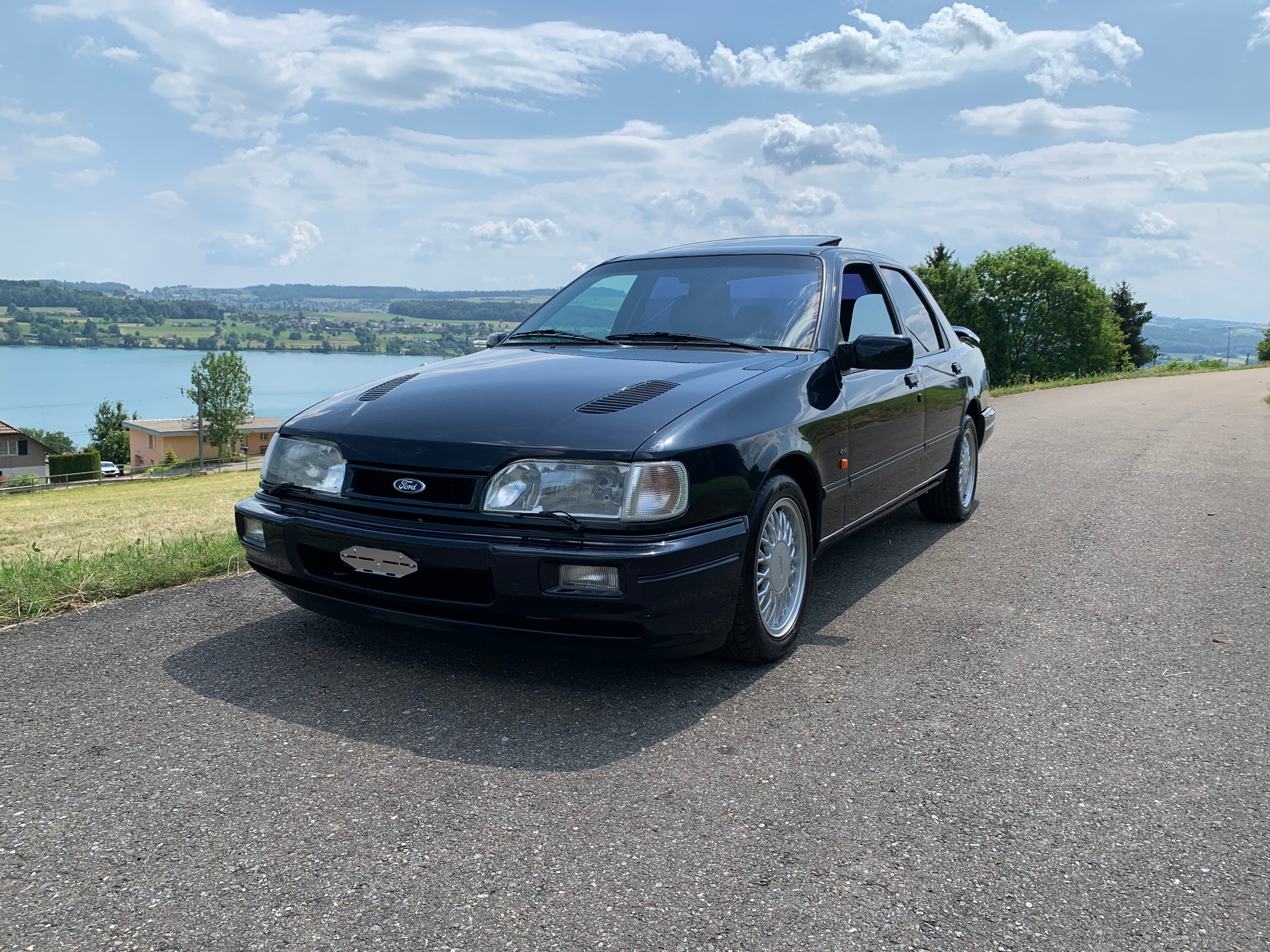 FORD Sierra 2.0i Cosworth 4x4 Limited Nr.178/700 Veteran