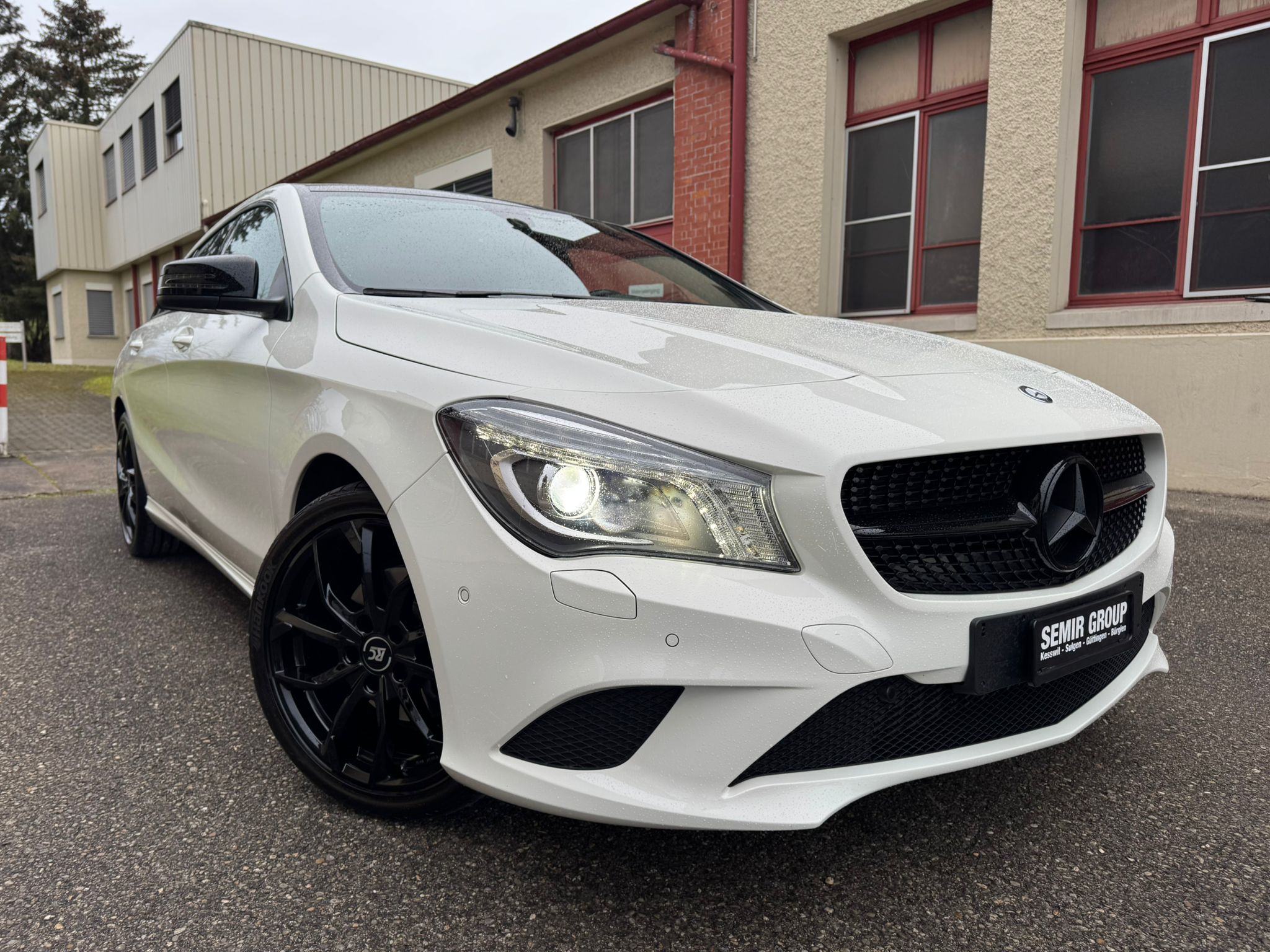 MERCEDES-BENZ CLA Shooting Brake 200 Urban 7G-DCT