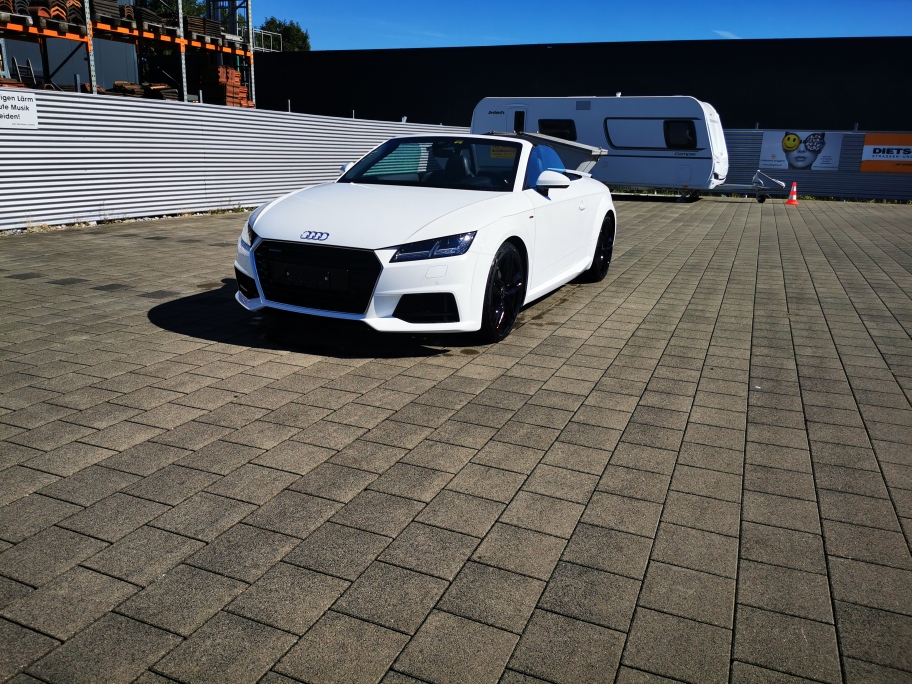 AUDI TT Roadster 2.0 TFSI quattro S-tronic