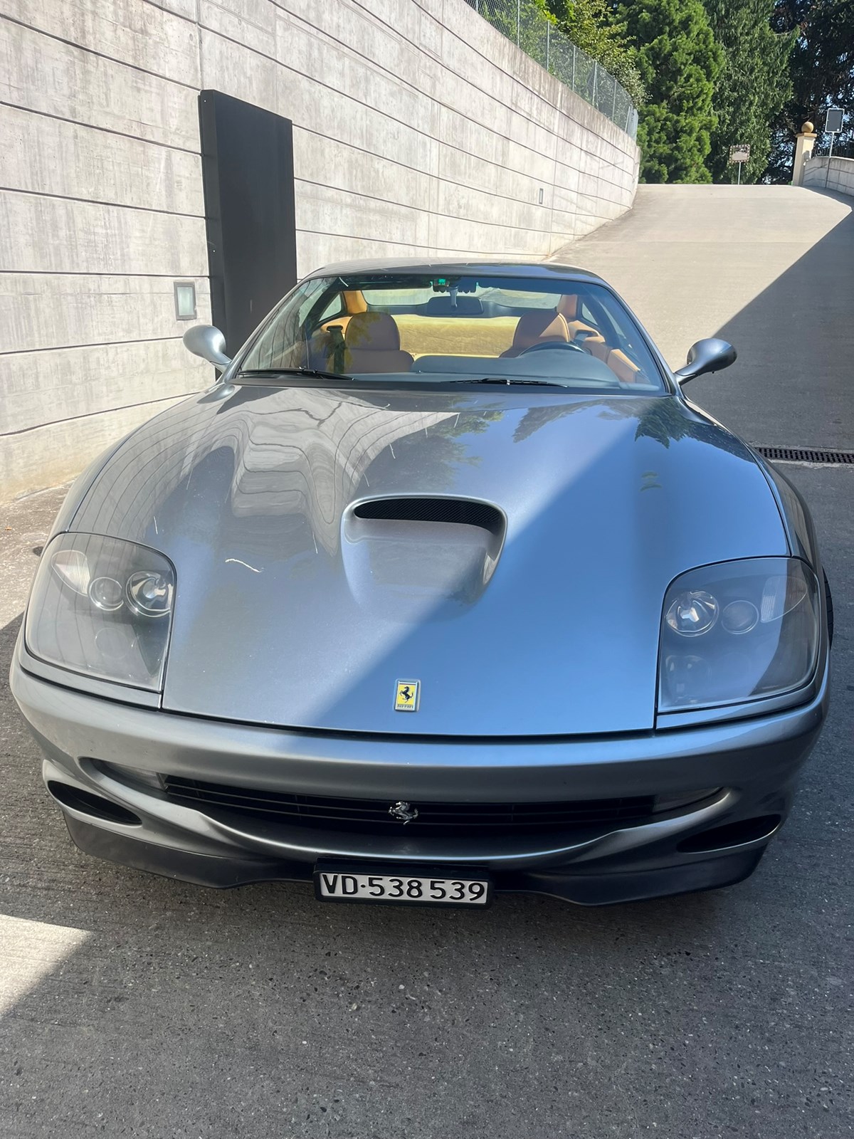 FERRARI F550 Maranello