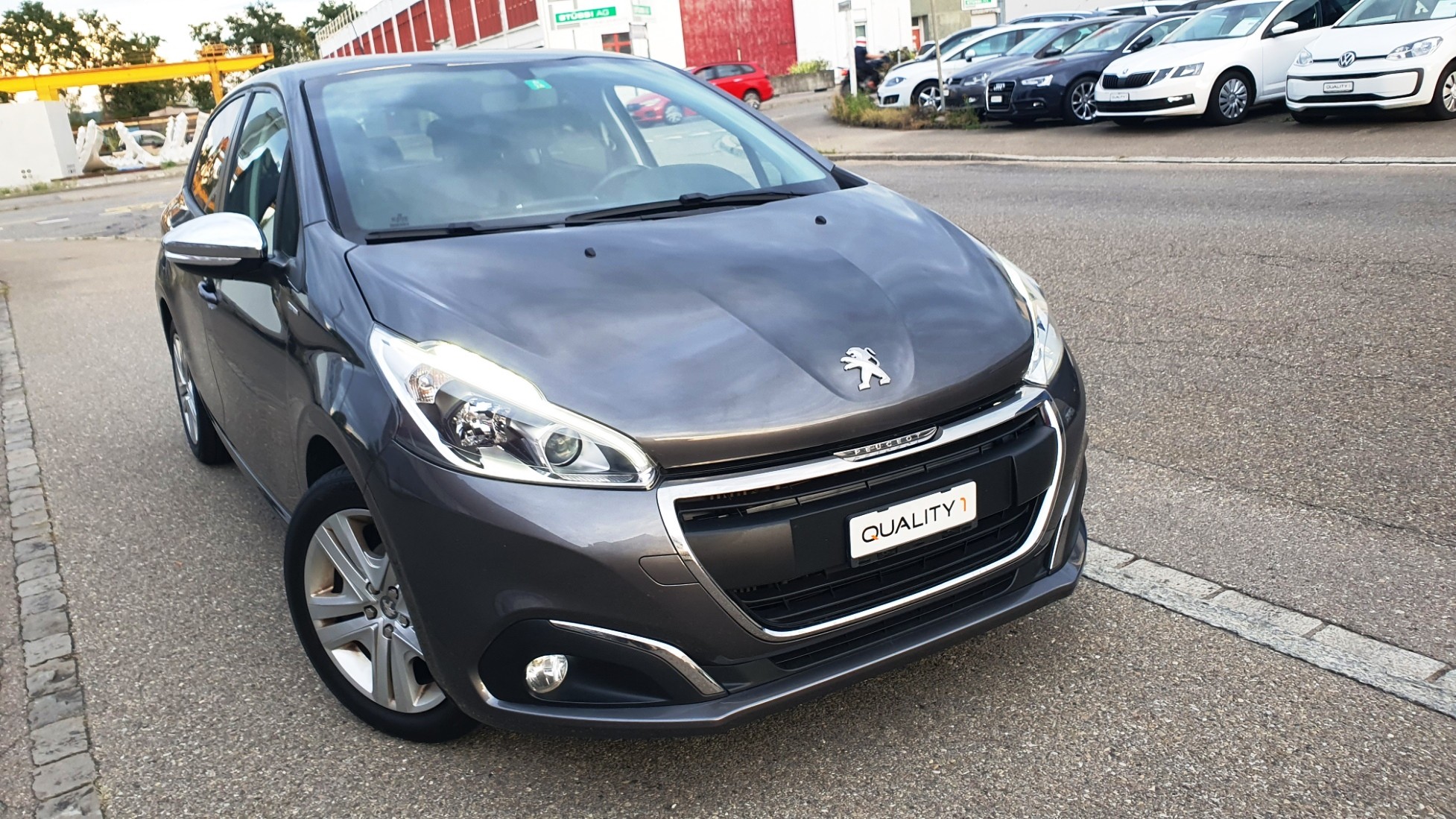 PEUGEOT 208 1.2 PureTech Style EAT6