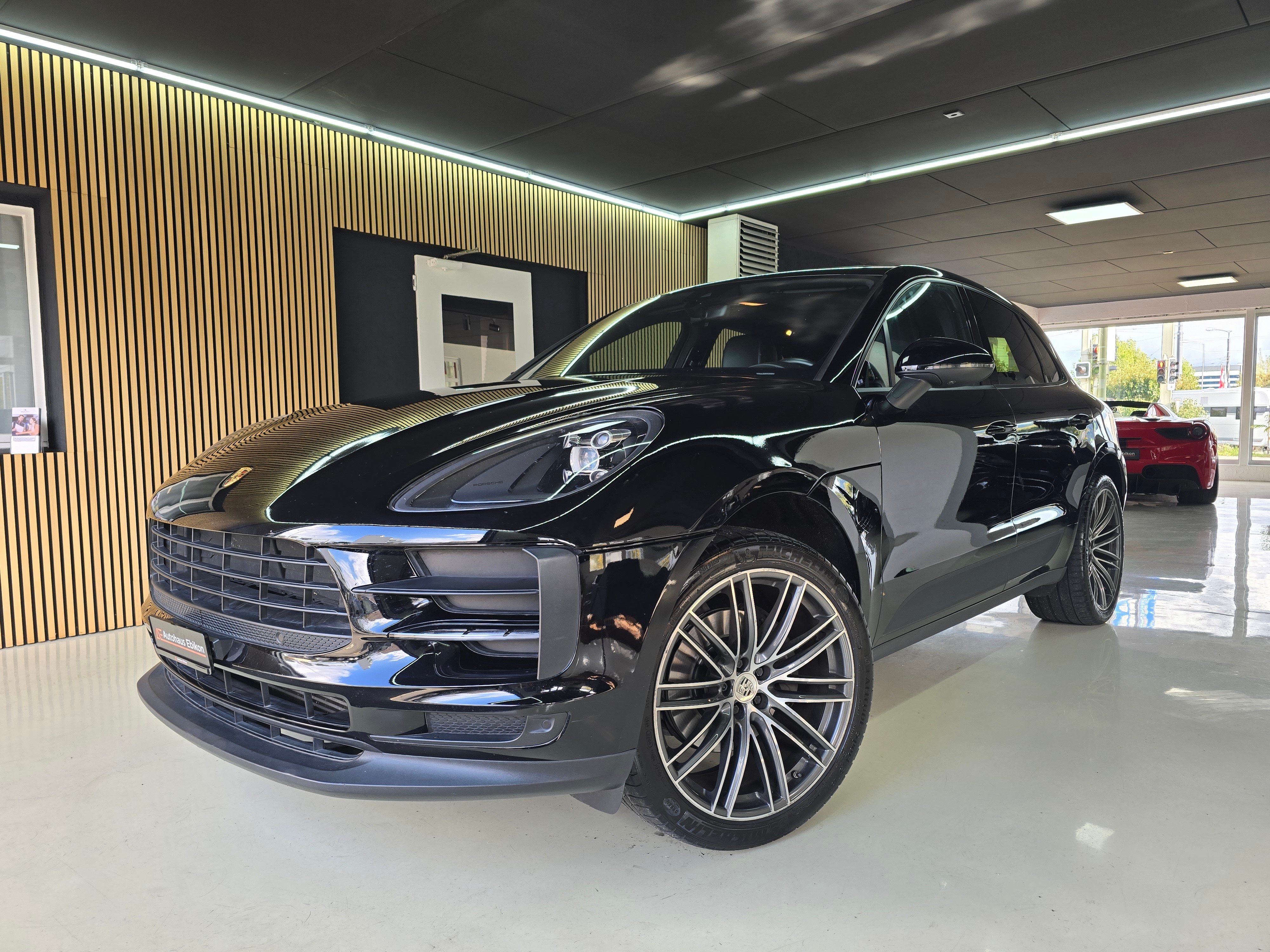 PORSCHE Macan PDK