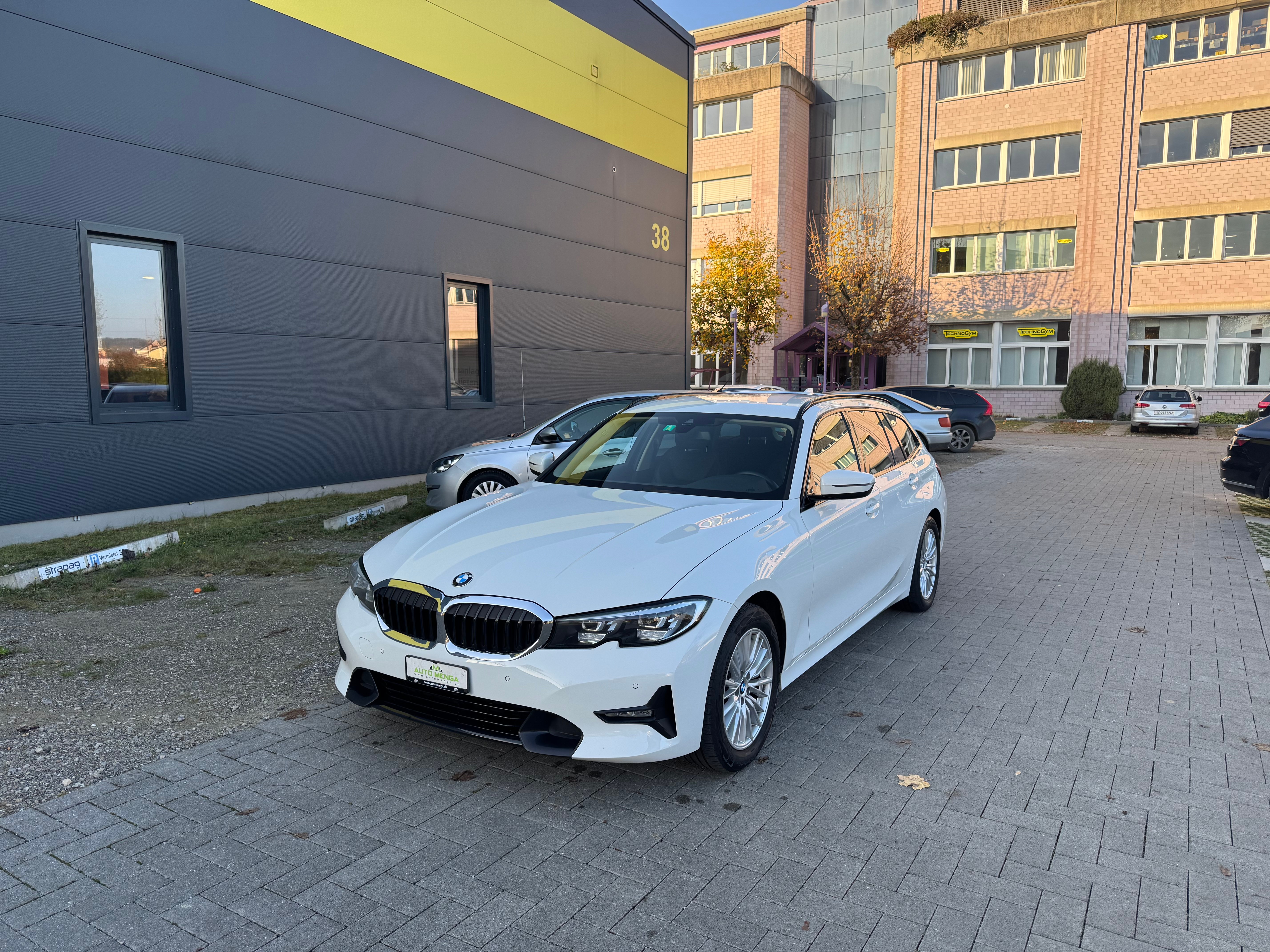 BMW 320d xDrive 48V Touring Sport Line Steptronic