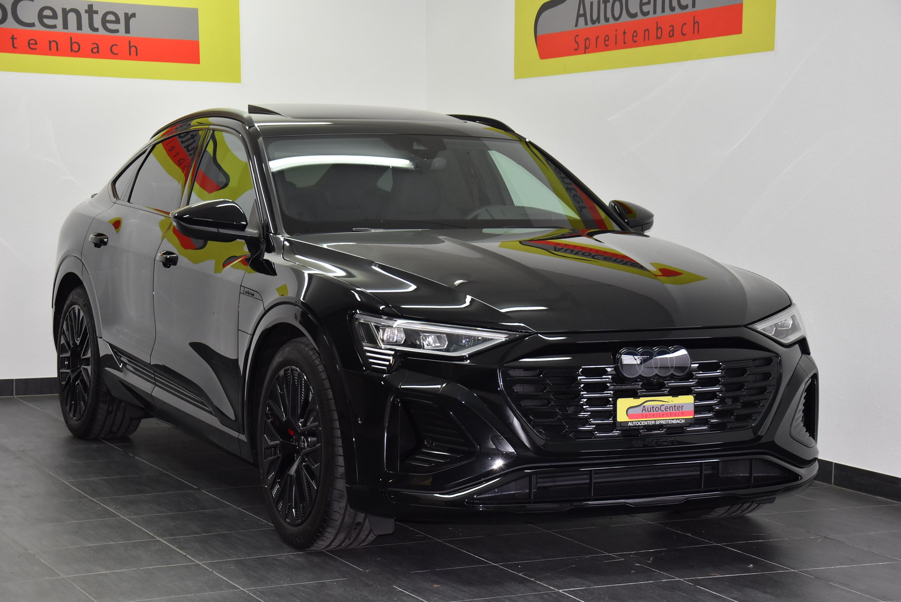 AUDI Q8 Sportback 50 e-tron Black Edition quattro