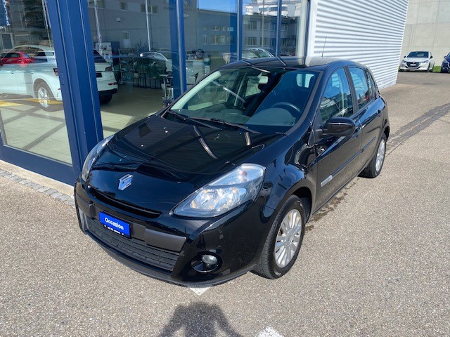 RENAULT Clio 1.6 16V Dynamique Automatic