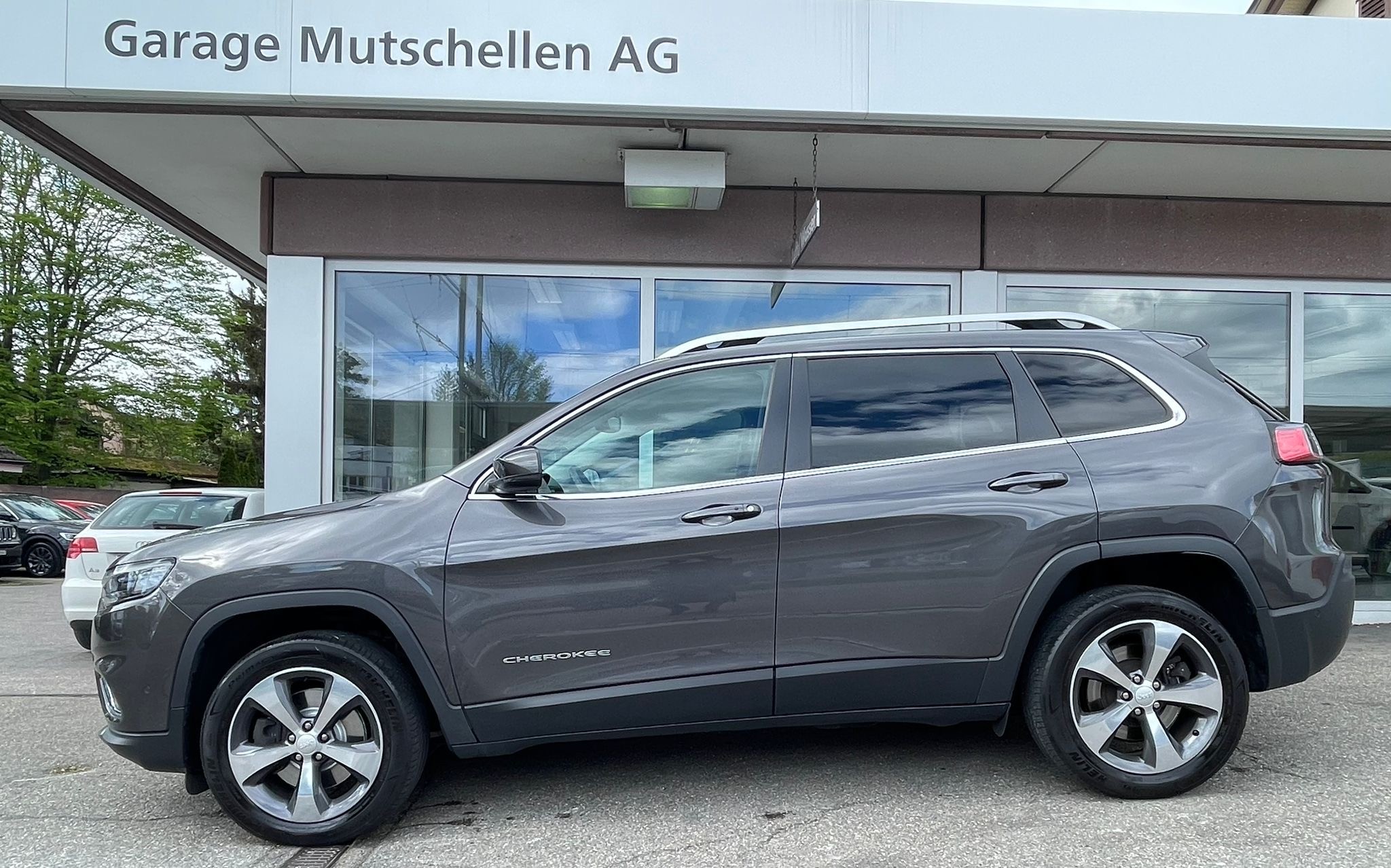 JEEP Cherokee 2.0 Limited starker 272PS AWD Drive I 9ATX CH-Auto mit Gratis-Service