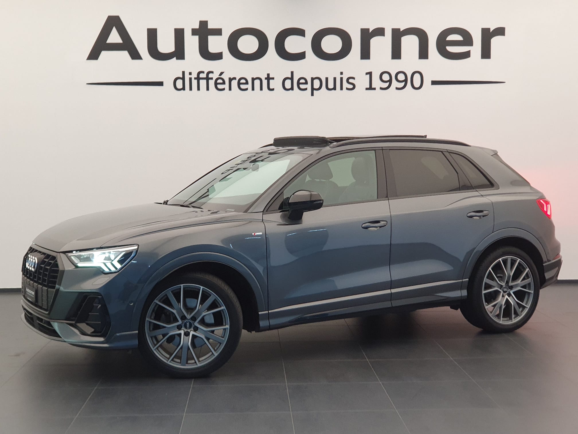 AUDI Q3 40 TFSI S line quattro S-tronic