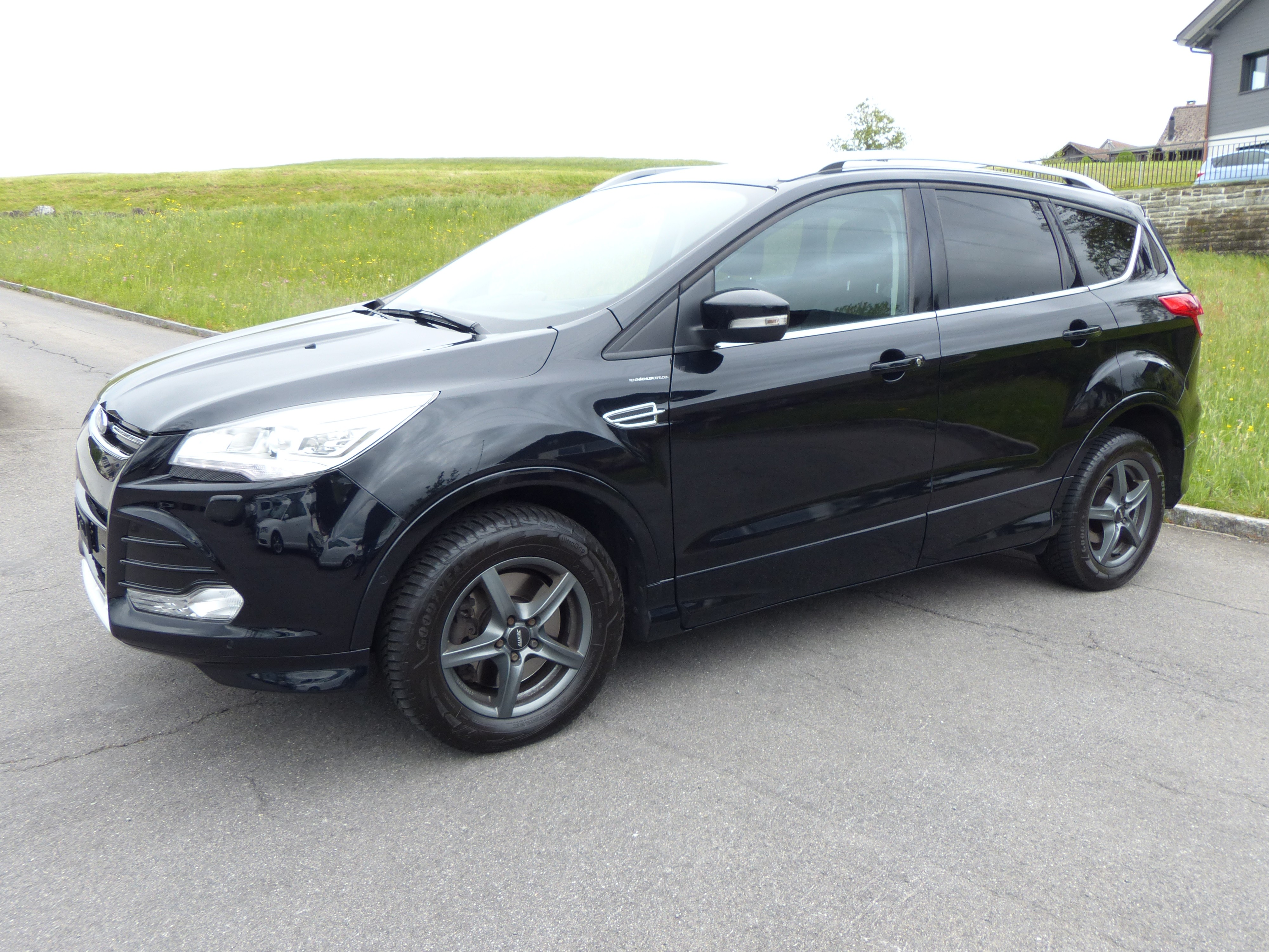 FORD Kuga 2.0 TDCi Carving 4WD PowerShift