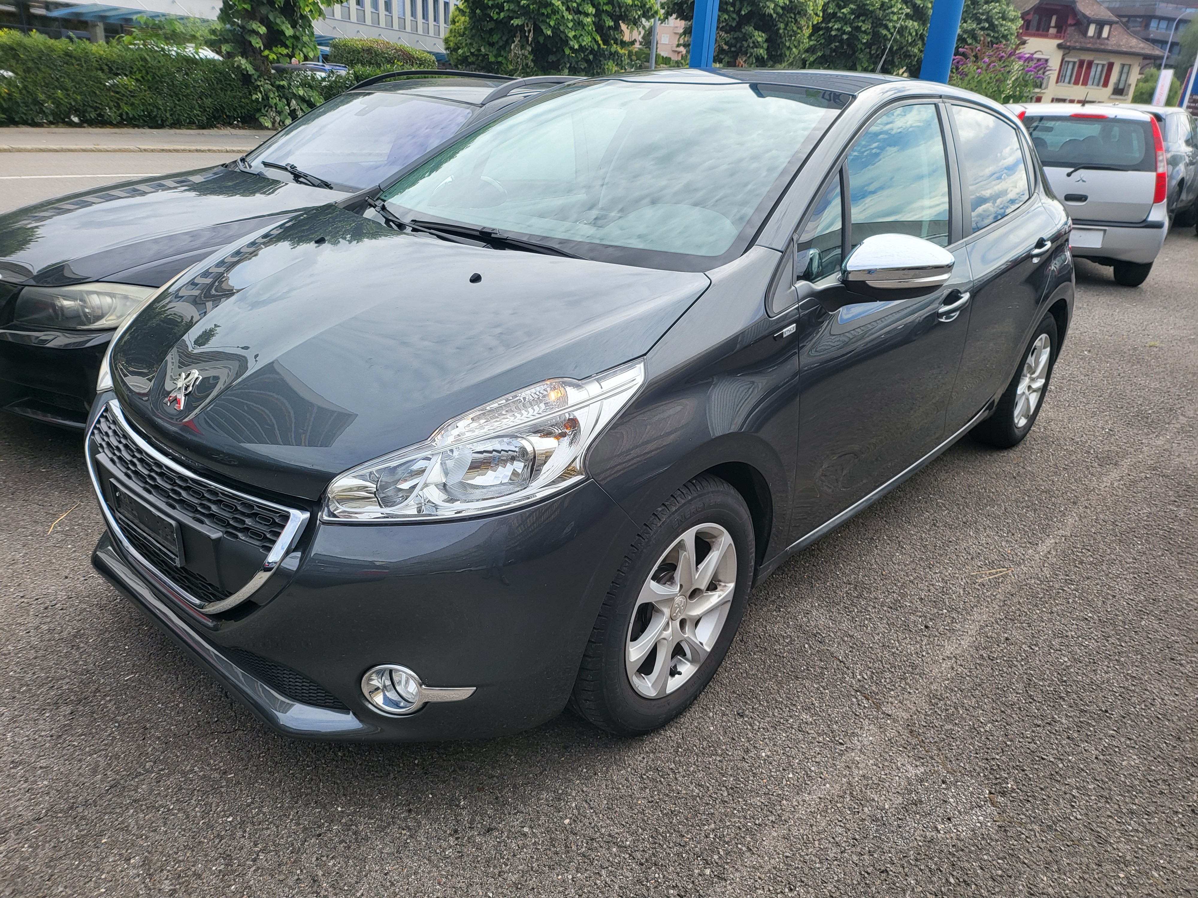 PEUGEOT 208 1.2 VTI Style