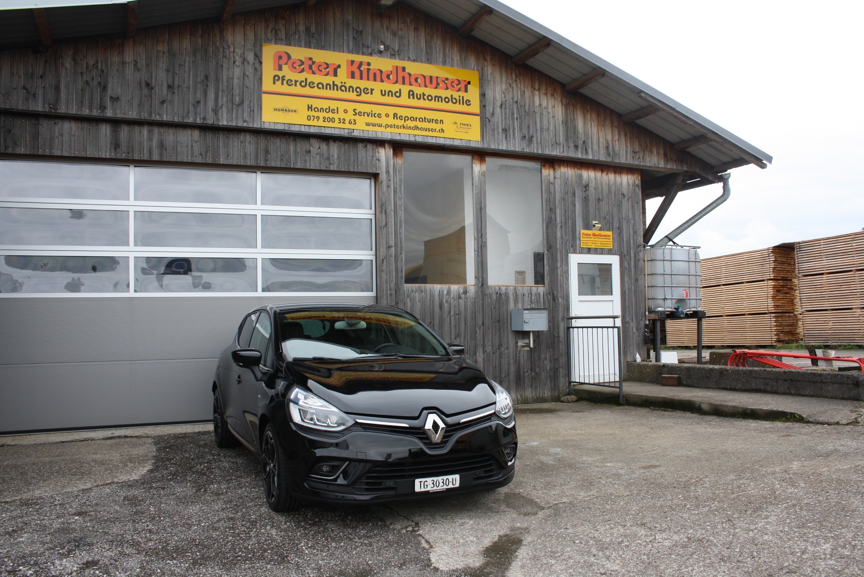 RENAULT Clio 1.2 16V T Swiss Edition