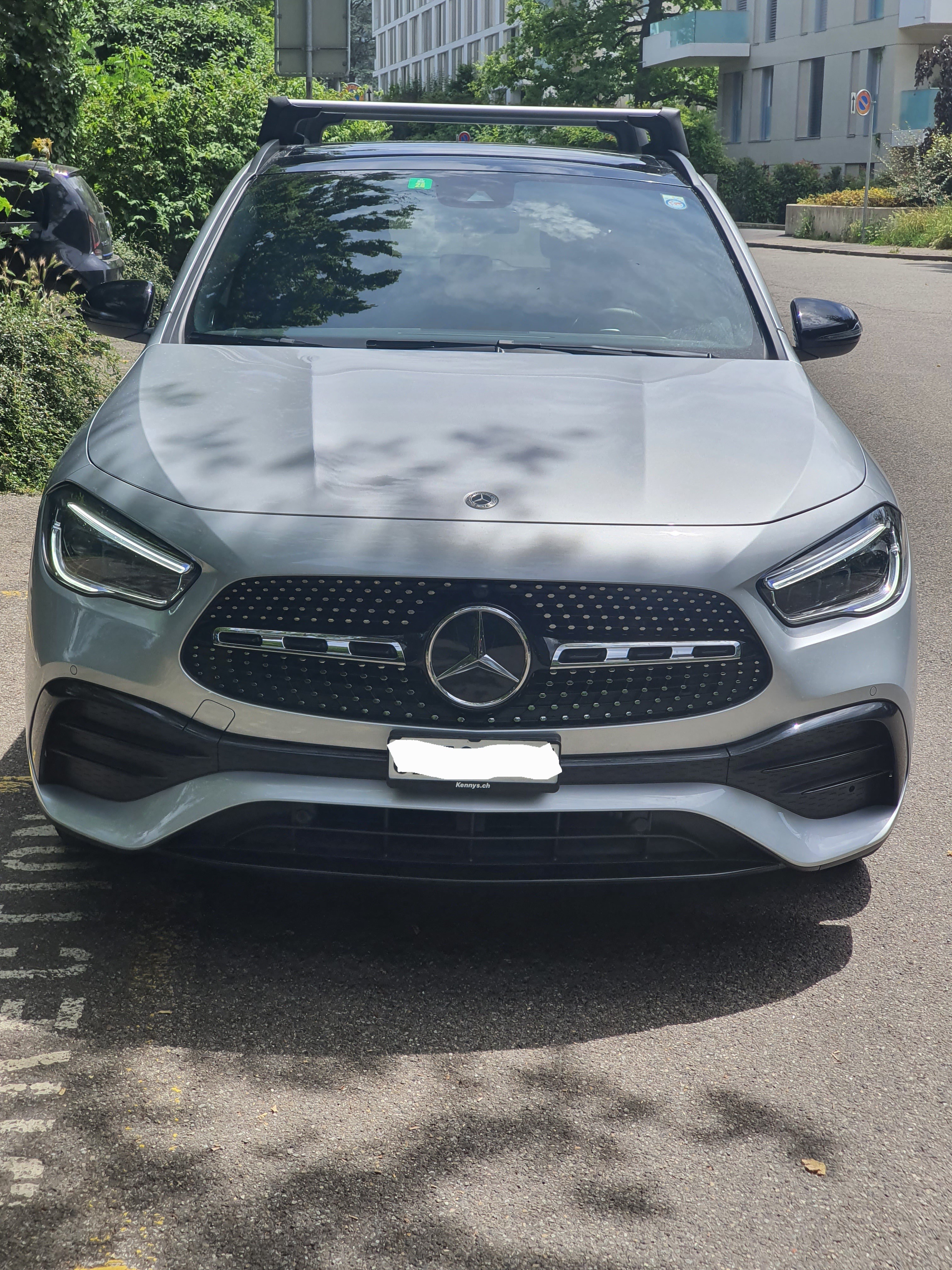 MERCEDES-BENZ GLA 200 AMG Line 7G-DCT