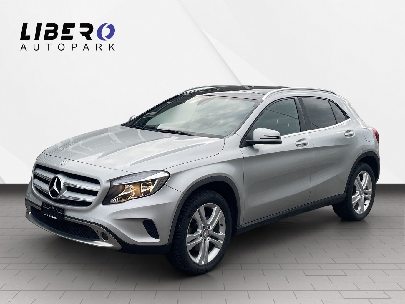 MERCEDES-BENZ GLA 250 Urban 4m