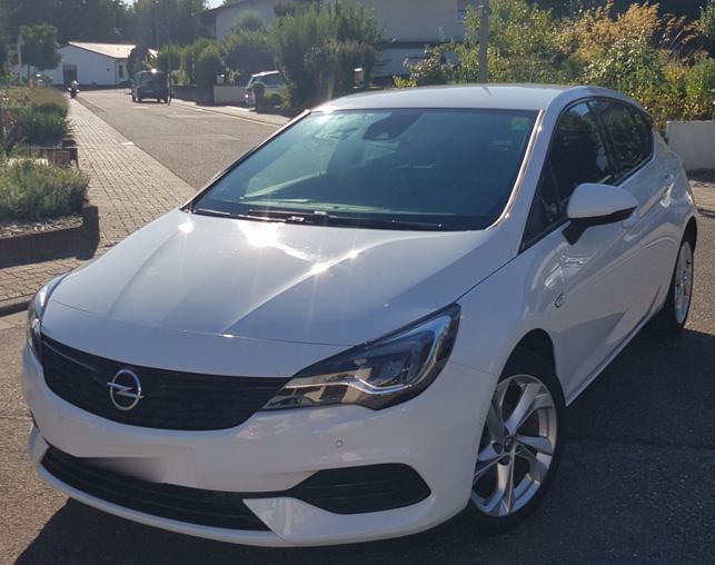 OPEL Astra Sports Tourer 1.2i Turbo GS-Line