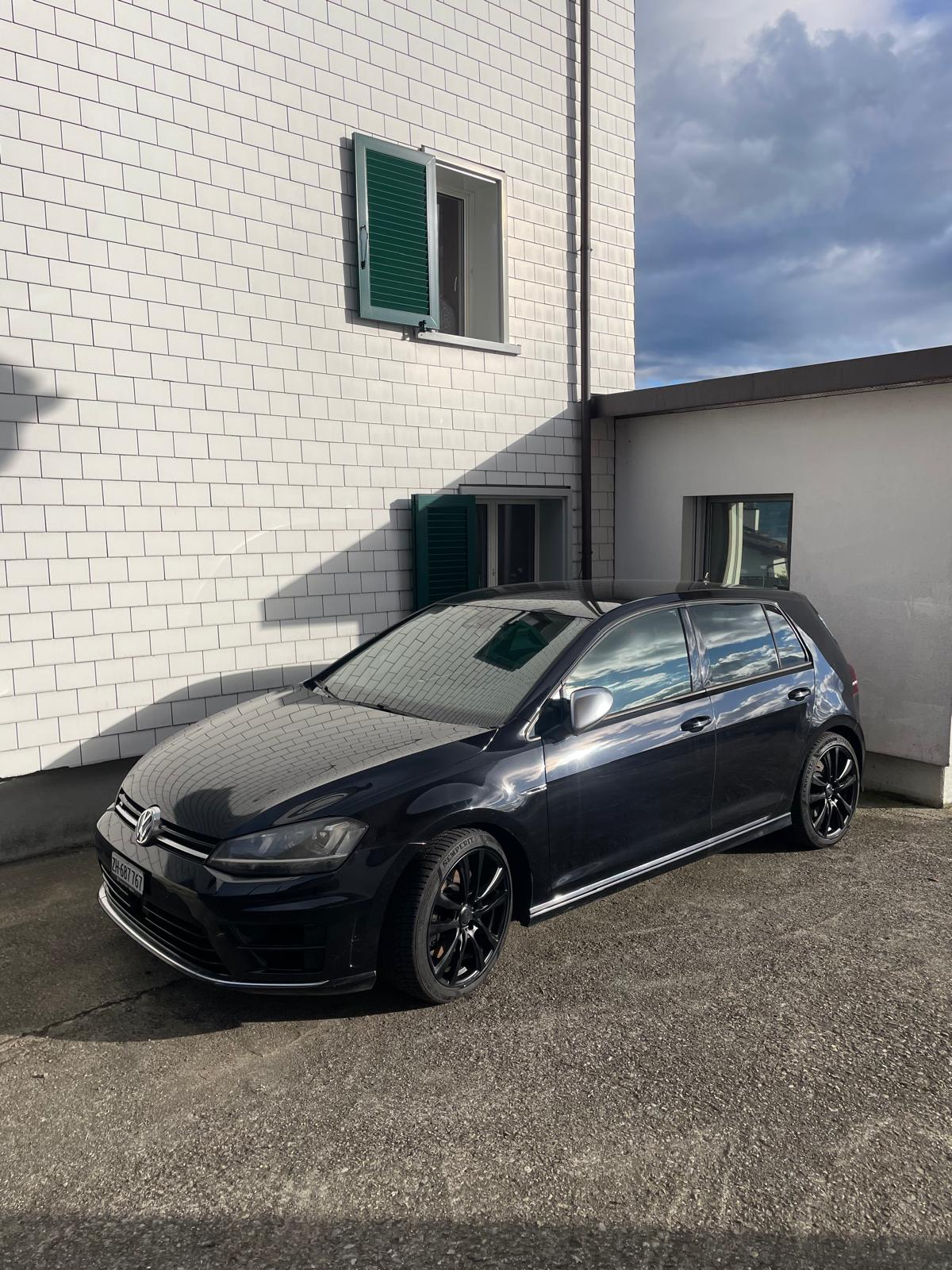 VW Golf 2.0 TSI R 4Motion