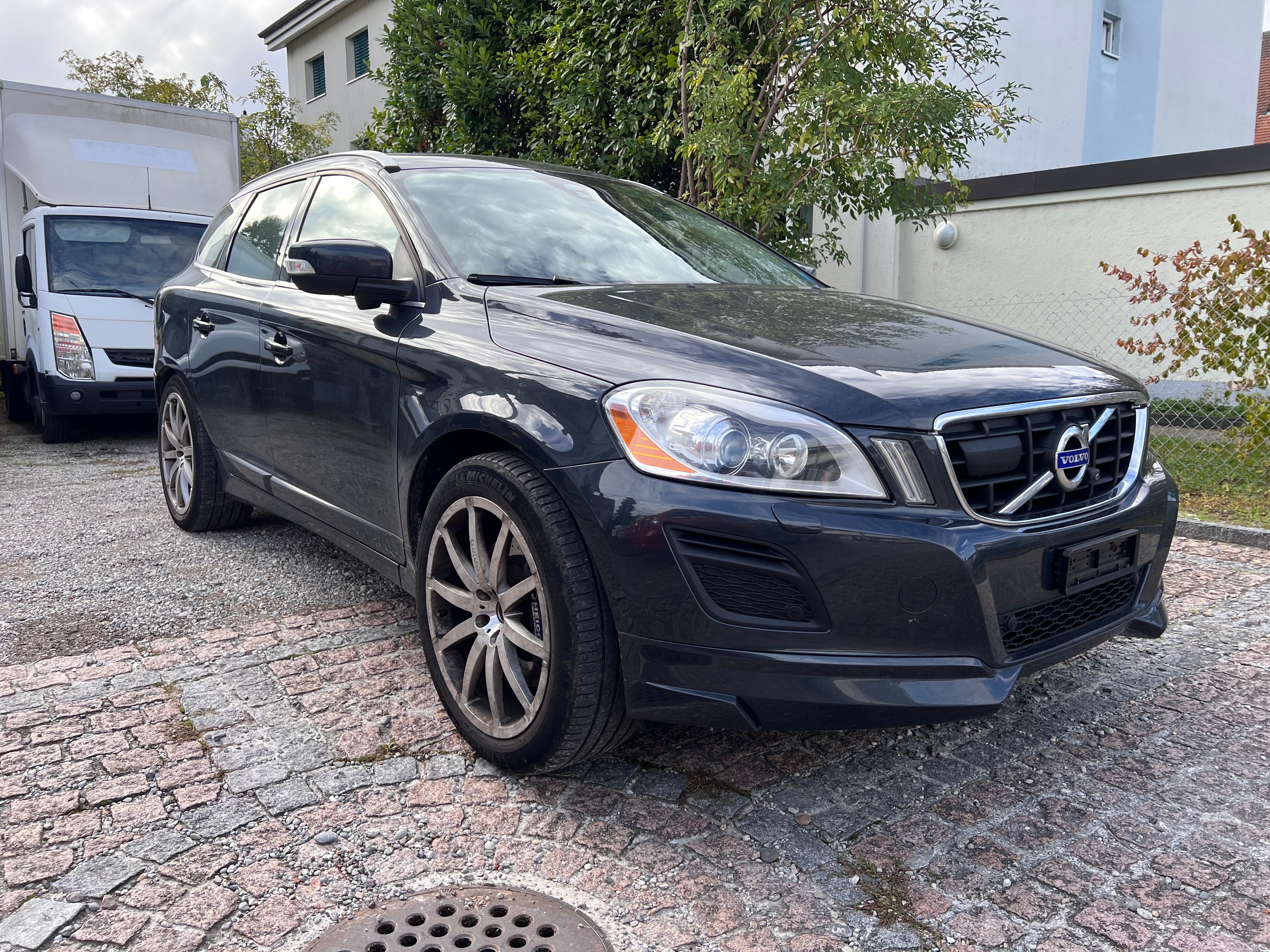 VOLVO XC60 D3 AWD HEICO SPORTIV