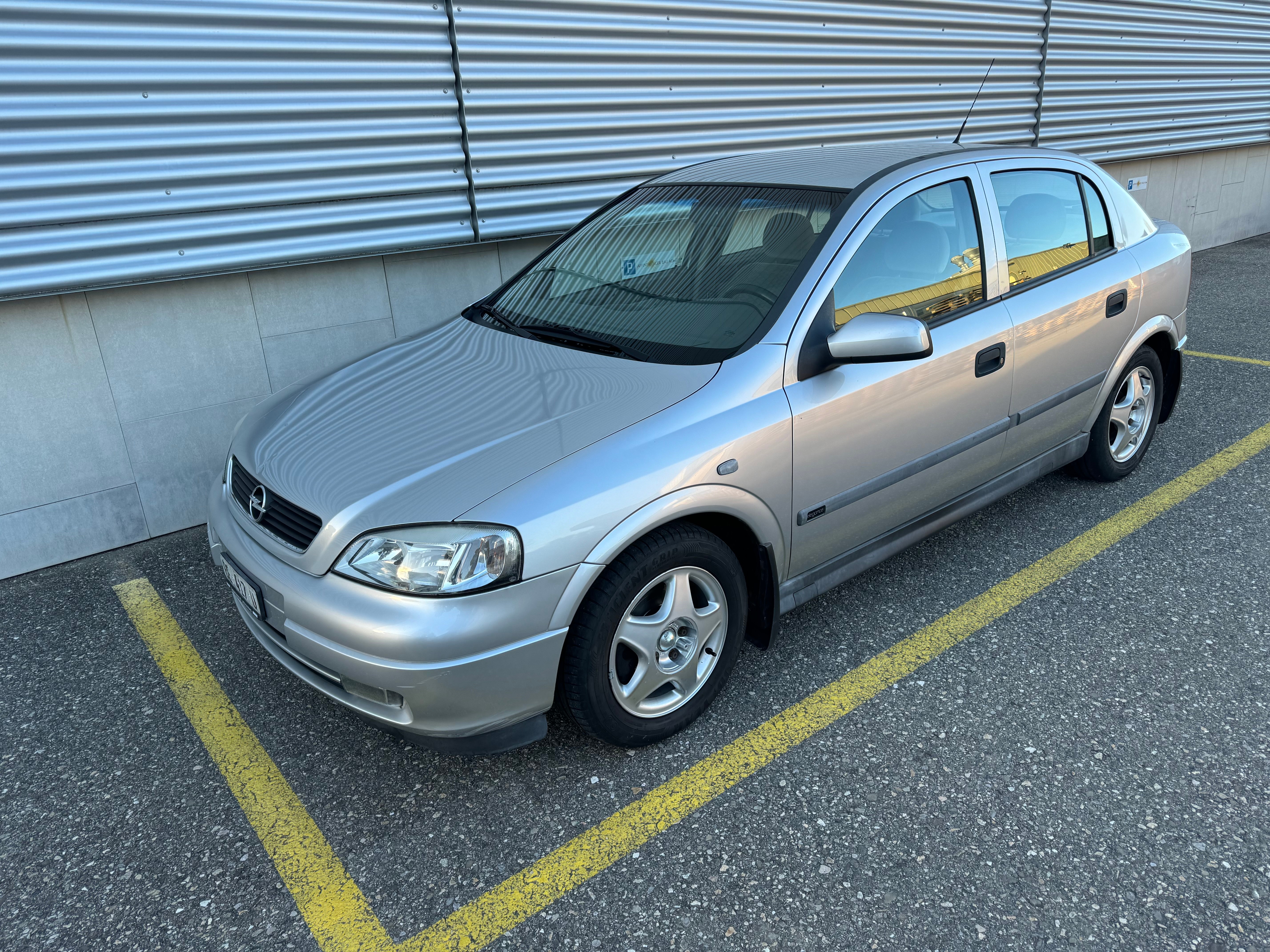 OPEL Astra 1.8i 16V Comfort