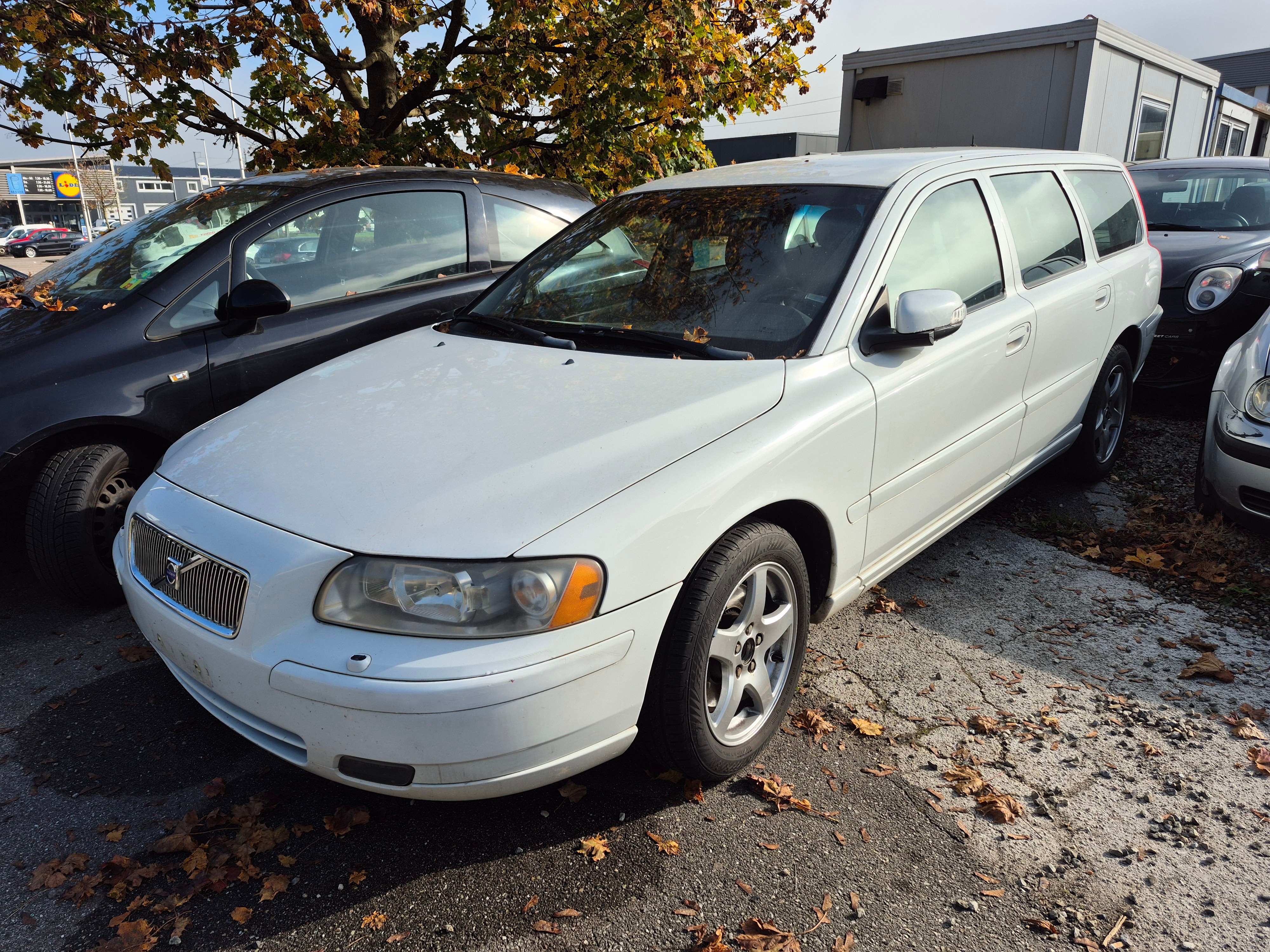 VOLVO V70 2.5T AWD Kinetic