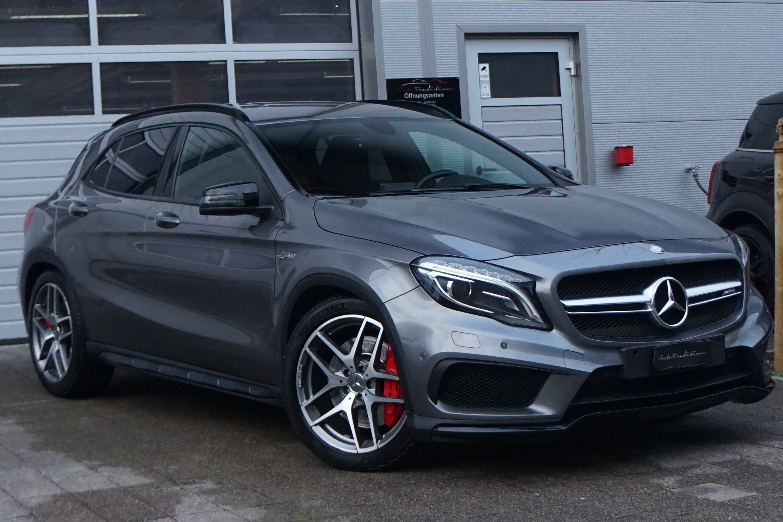 MERCEDES-BENZ GLA 45 AMG 4Matic 7G-DCT