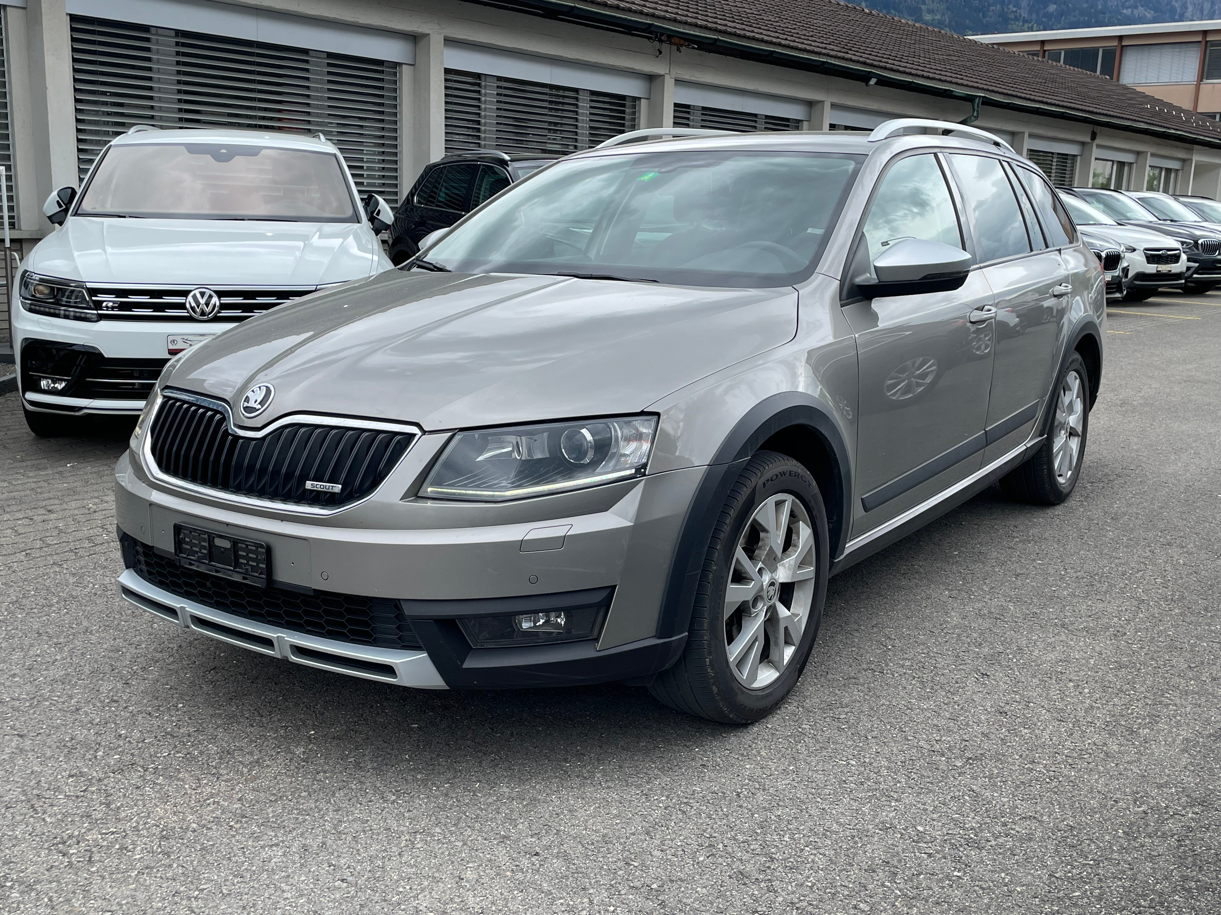 SKODA Octavia Scout 2.0 TDI 184 4x4 DSG