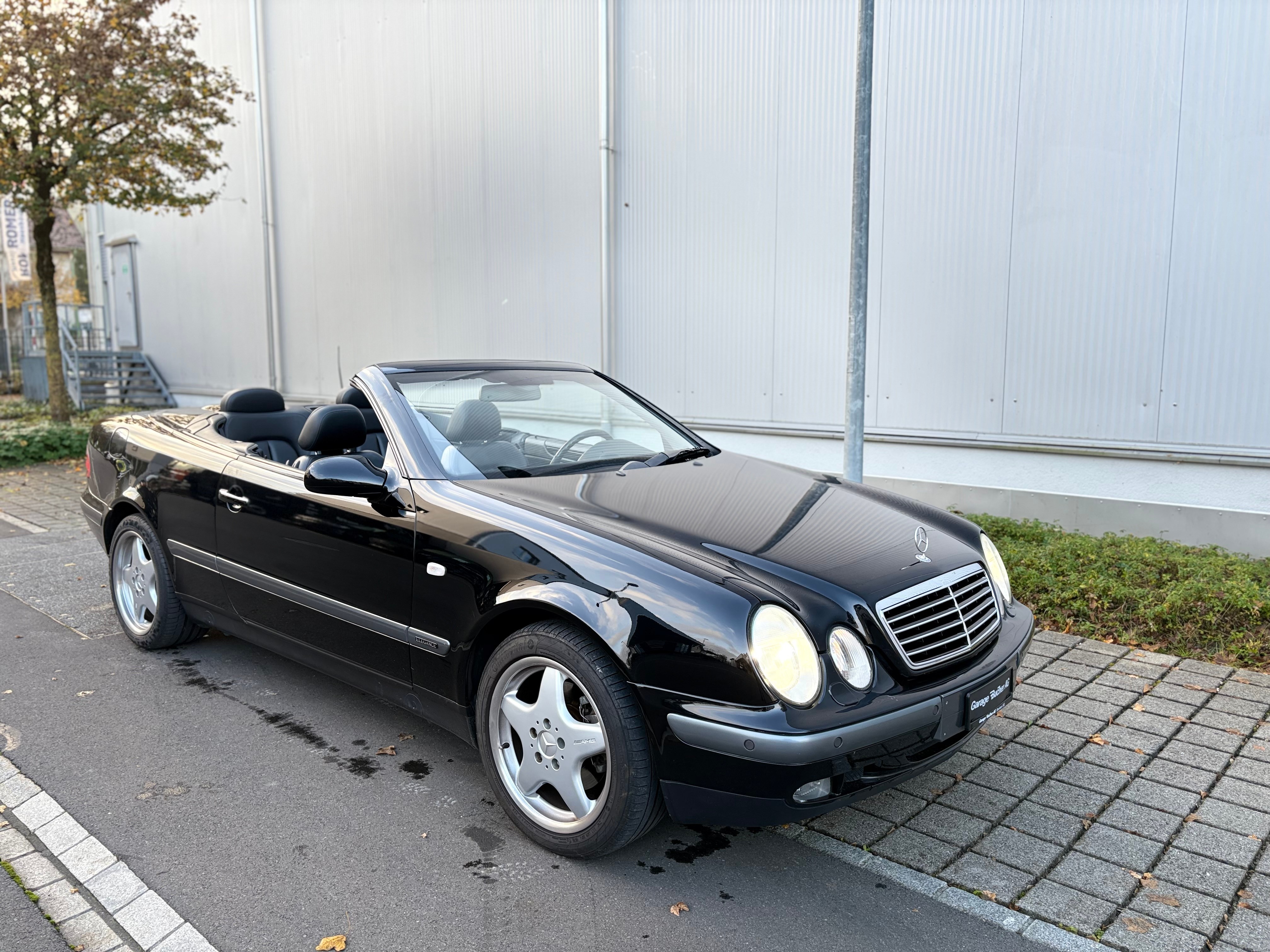 MERCEDES-BENZ CLK 320 Elégance Automatic