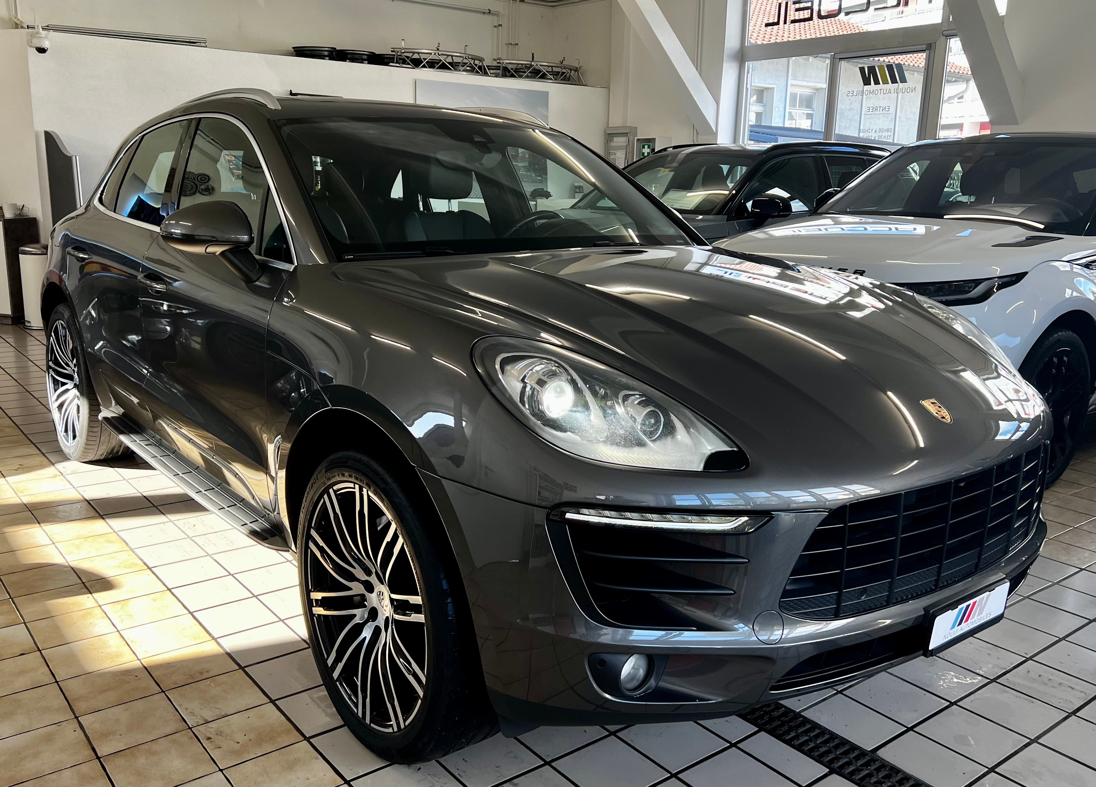 PORSCHE Macan S PDK