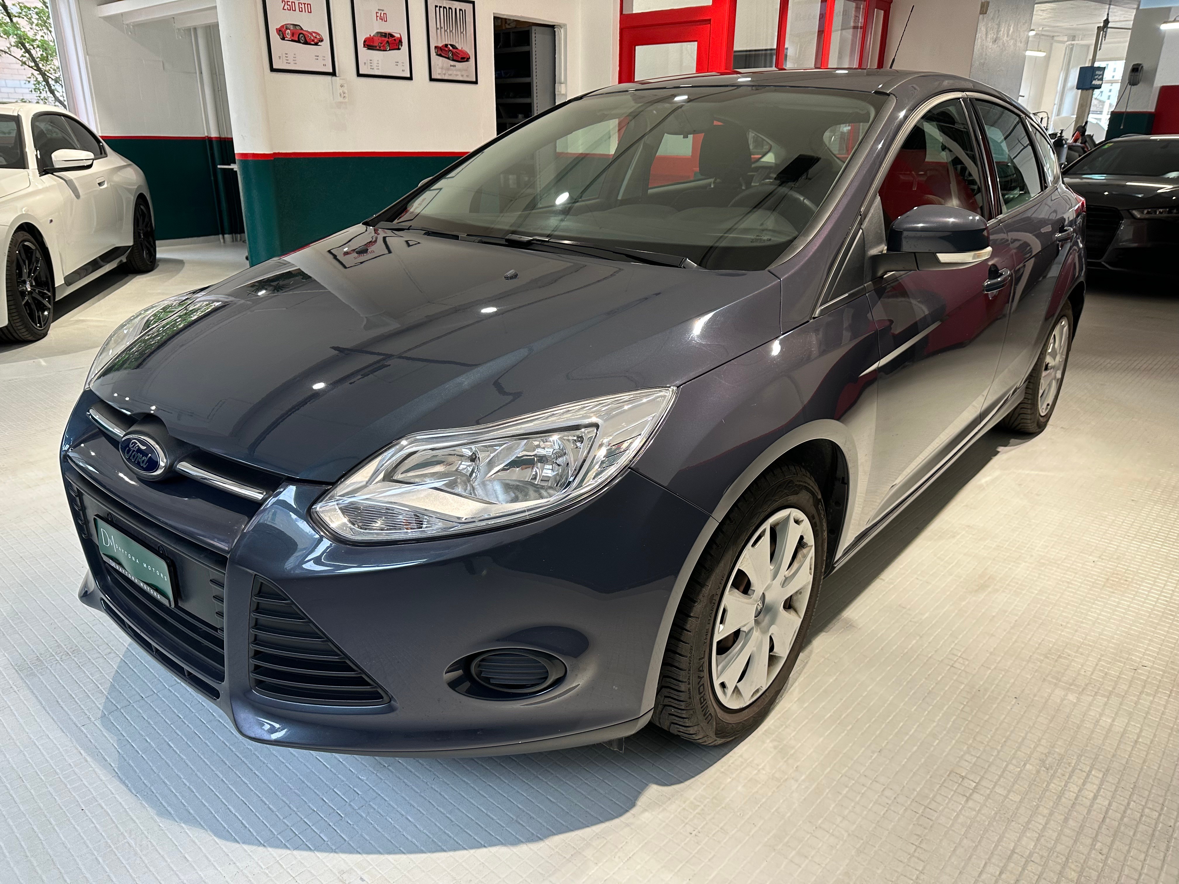 FORD Focus 1.6i VCT Carving