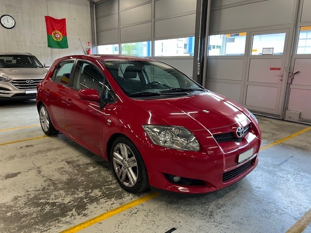 TOYOTA Auris 2.2 D-4D CleanPower Linea Sol Premium