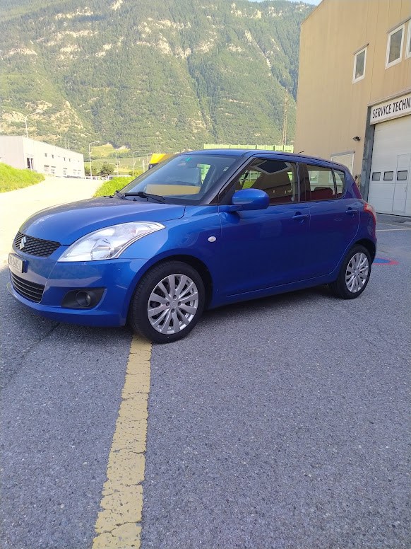 SUZUKI Swift 1.2i 16V GL Top